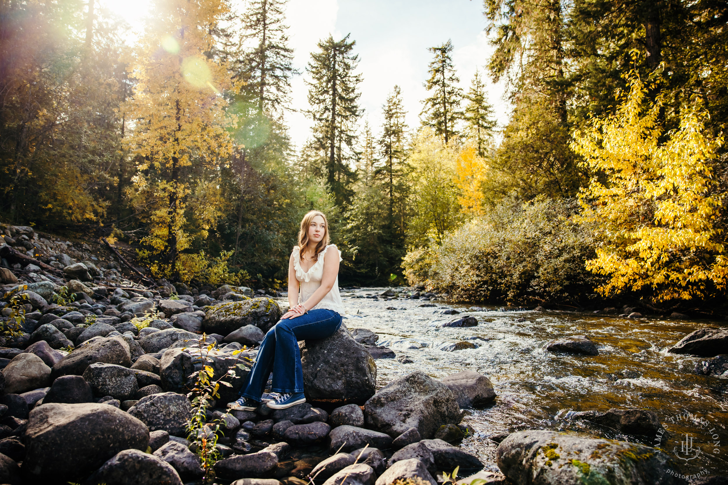 Cascade Mountain adventure high school senior portrait session by Seattle senior photographer James Thomas Long Photography