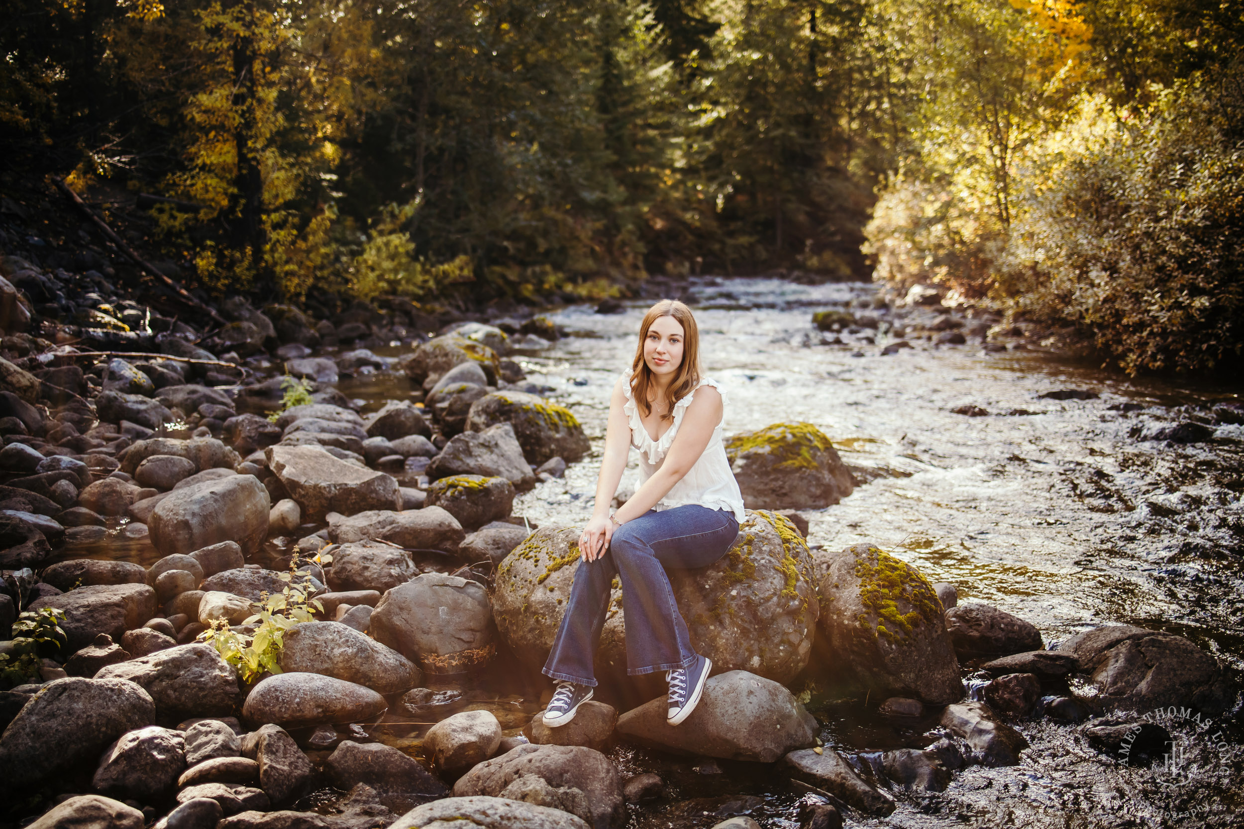 Cascade Mountain adventure high school senior portrait session by Seattle senior photographer James Thomas Long Photography