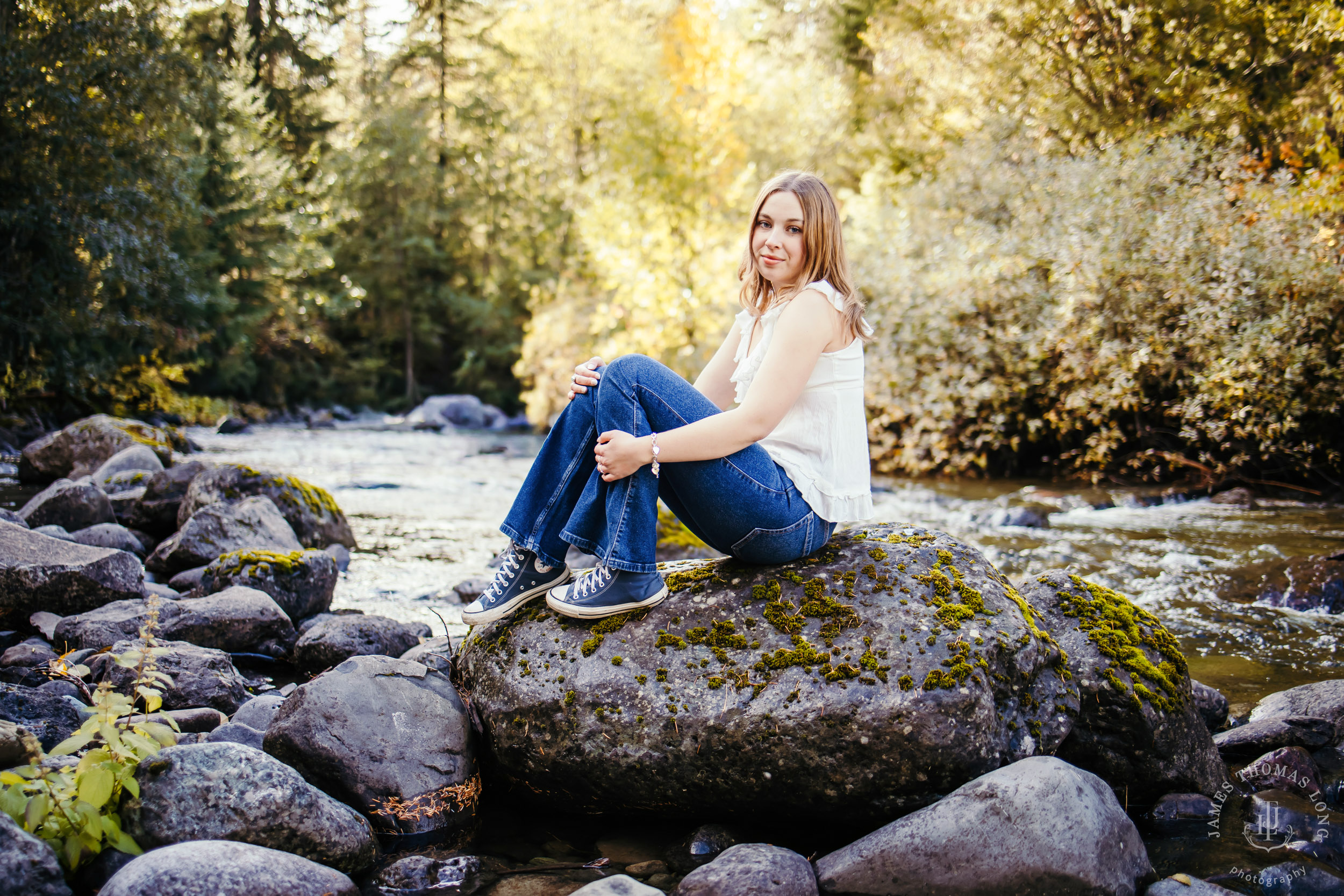 Cascade Mountain adventure high school senior portrait session by Seattle senior photographer James Thomas Long Photography