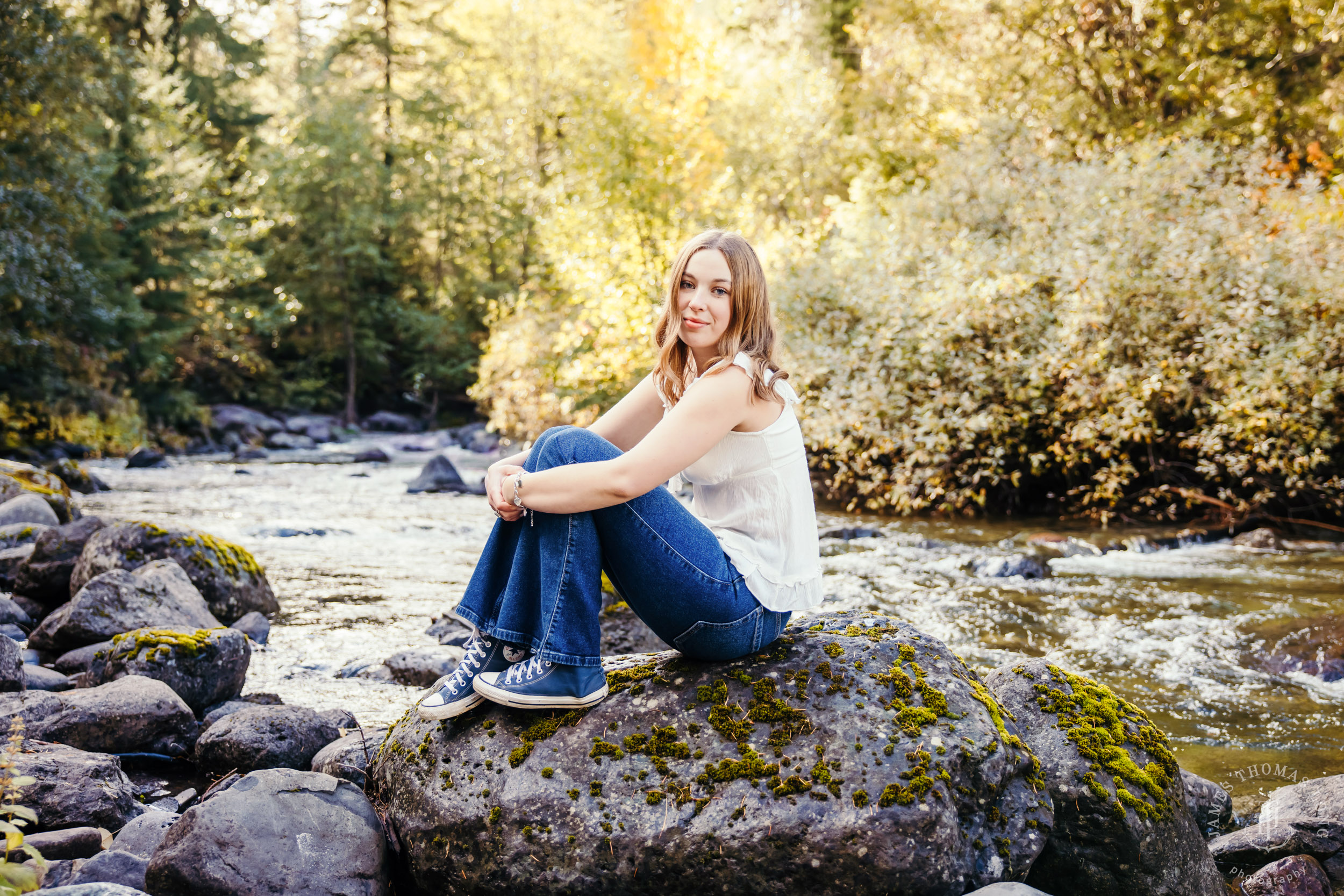 Cascade Mountain adventure high school senior portrait session by Seattle senior photographer James Thomas Long Photography