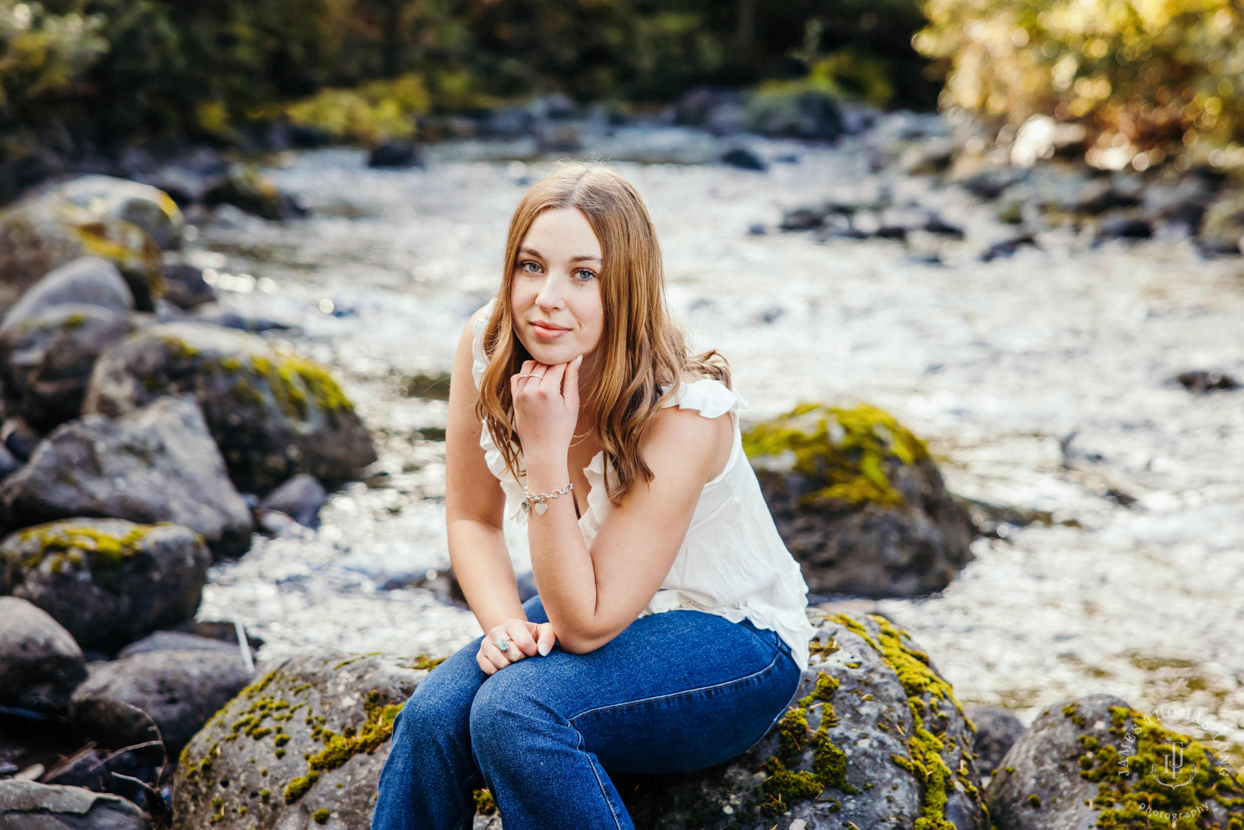 Cascade Mountain adventure high school senior portrait session by Seattle senior photographer James Thomas Long Photography