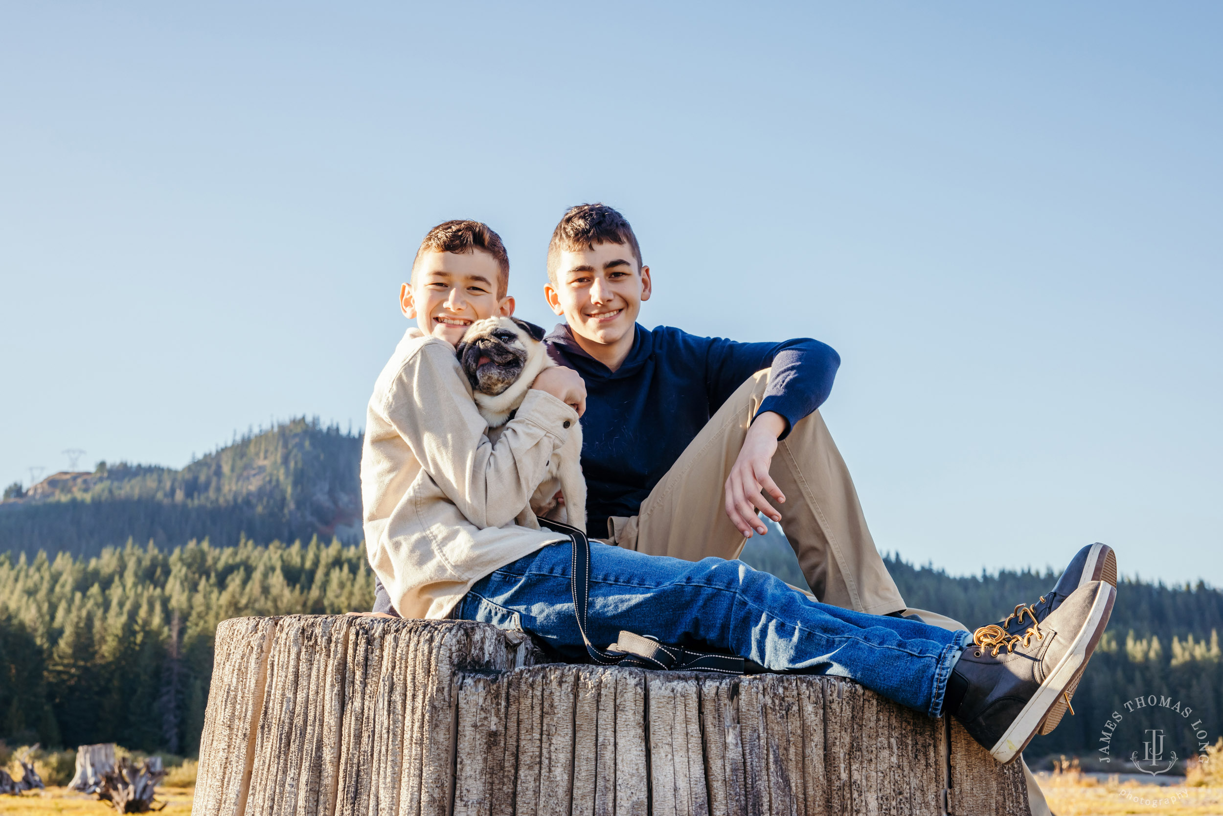 Cascade Mountain adventure family photography session by Snoqualmie family photographer James Thomas Long Photography