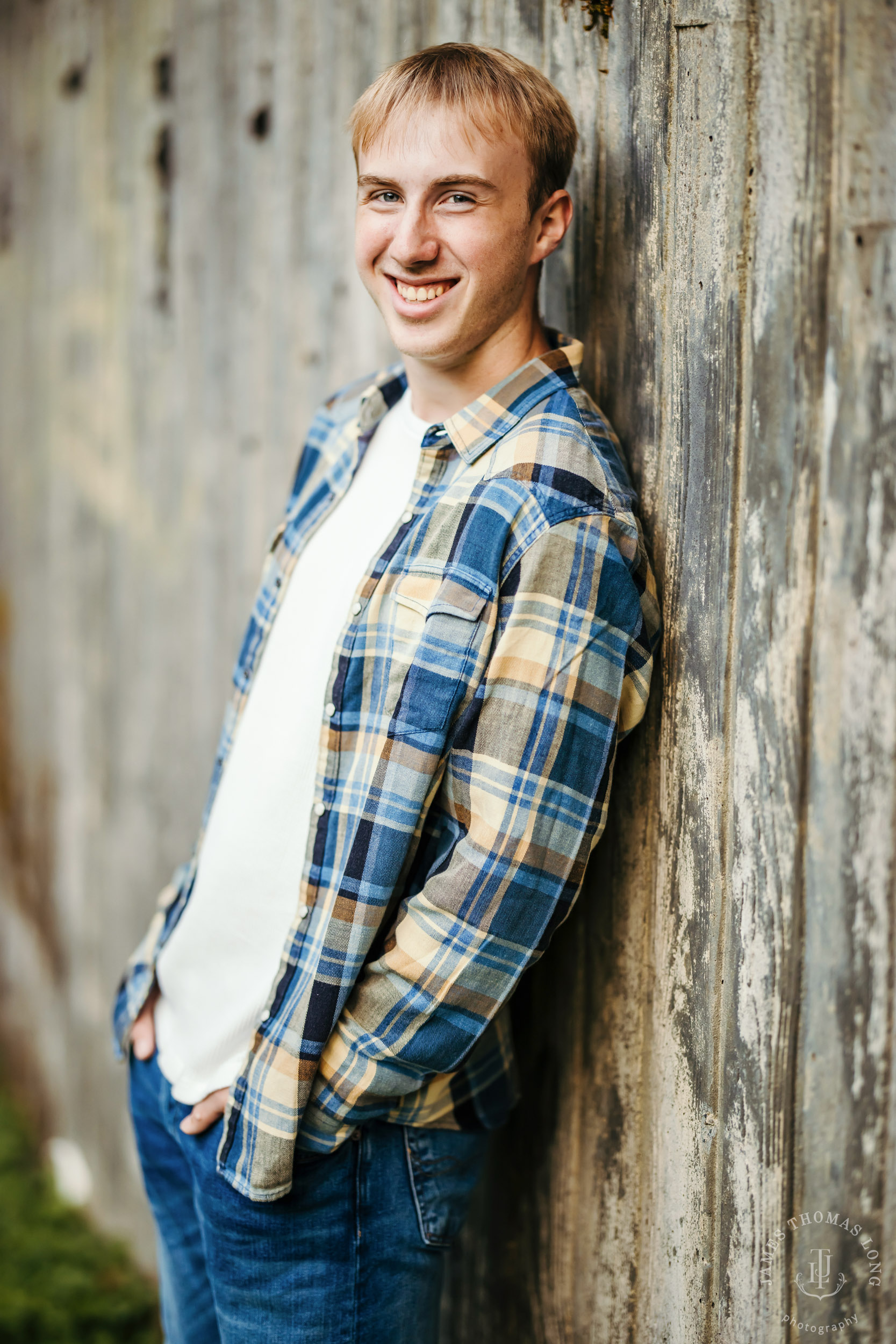 Snoqualmie North Bend adventure high school senior portrait session by Snoqualmie senior portrait photographer James Thomas Long Photography