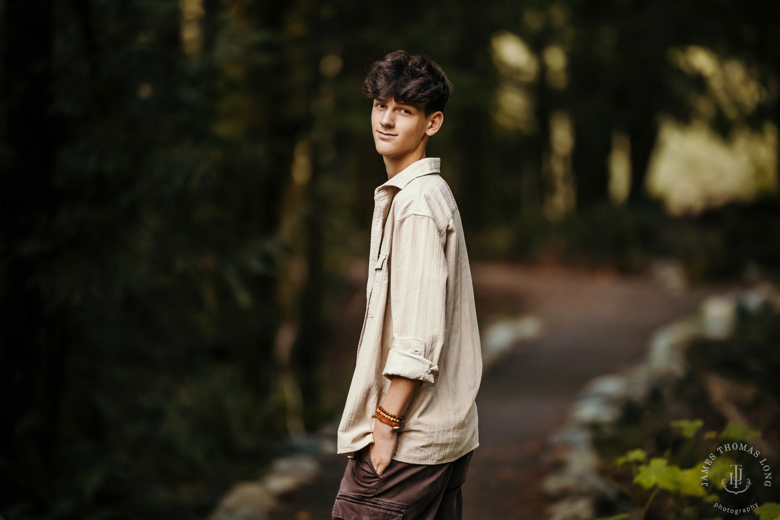 Snoqualmie adventure high school senior session by Snoqualmie senior portrait photographer James Thomas Long Photography