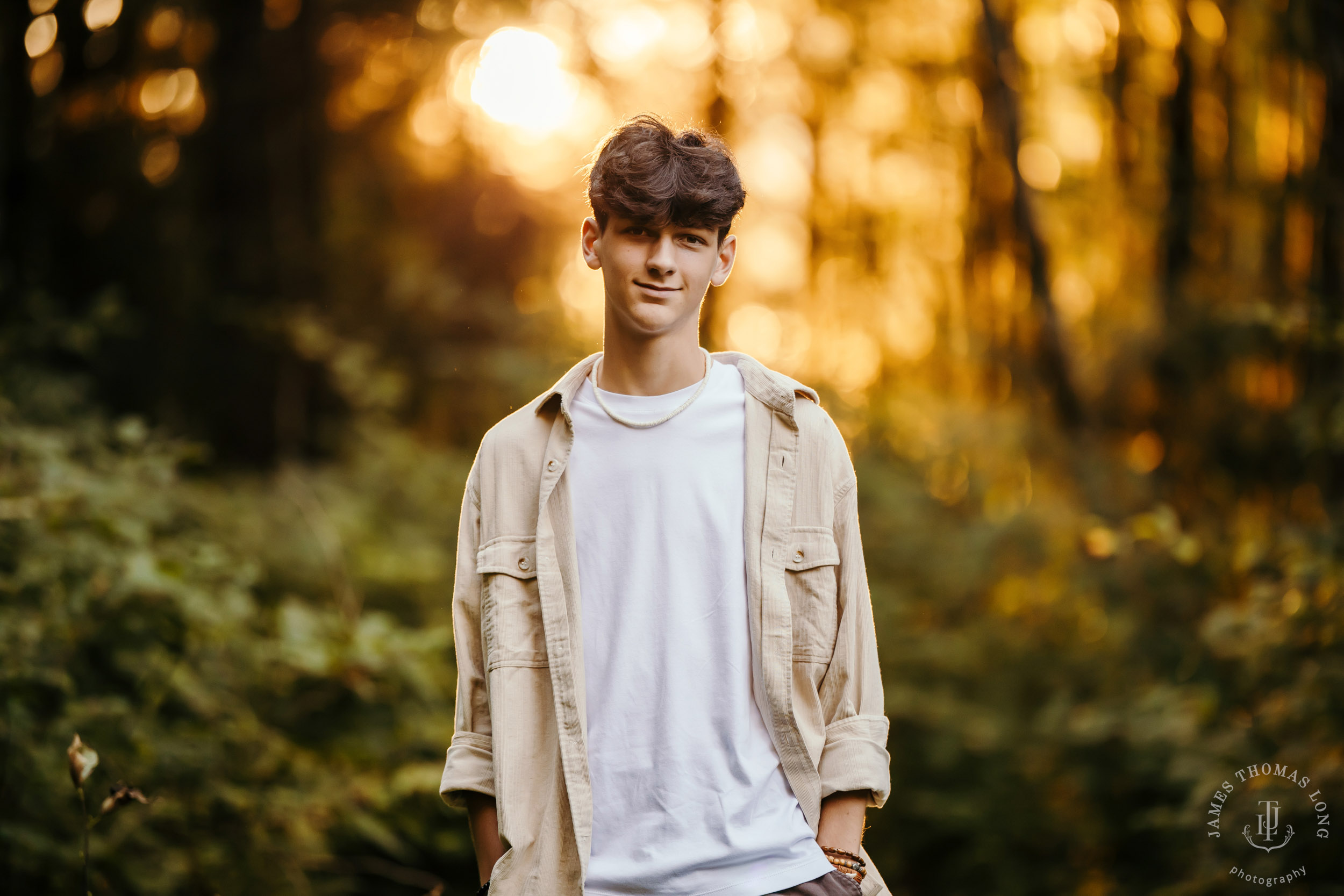 Snoqualmie adventure high school senior session by Snoqualmie senior portrait photographer James Thomas Long Photography