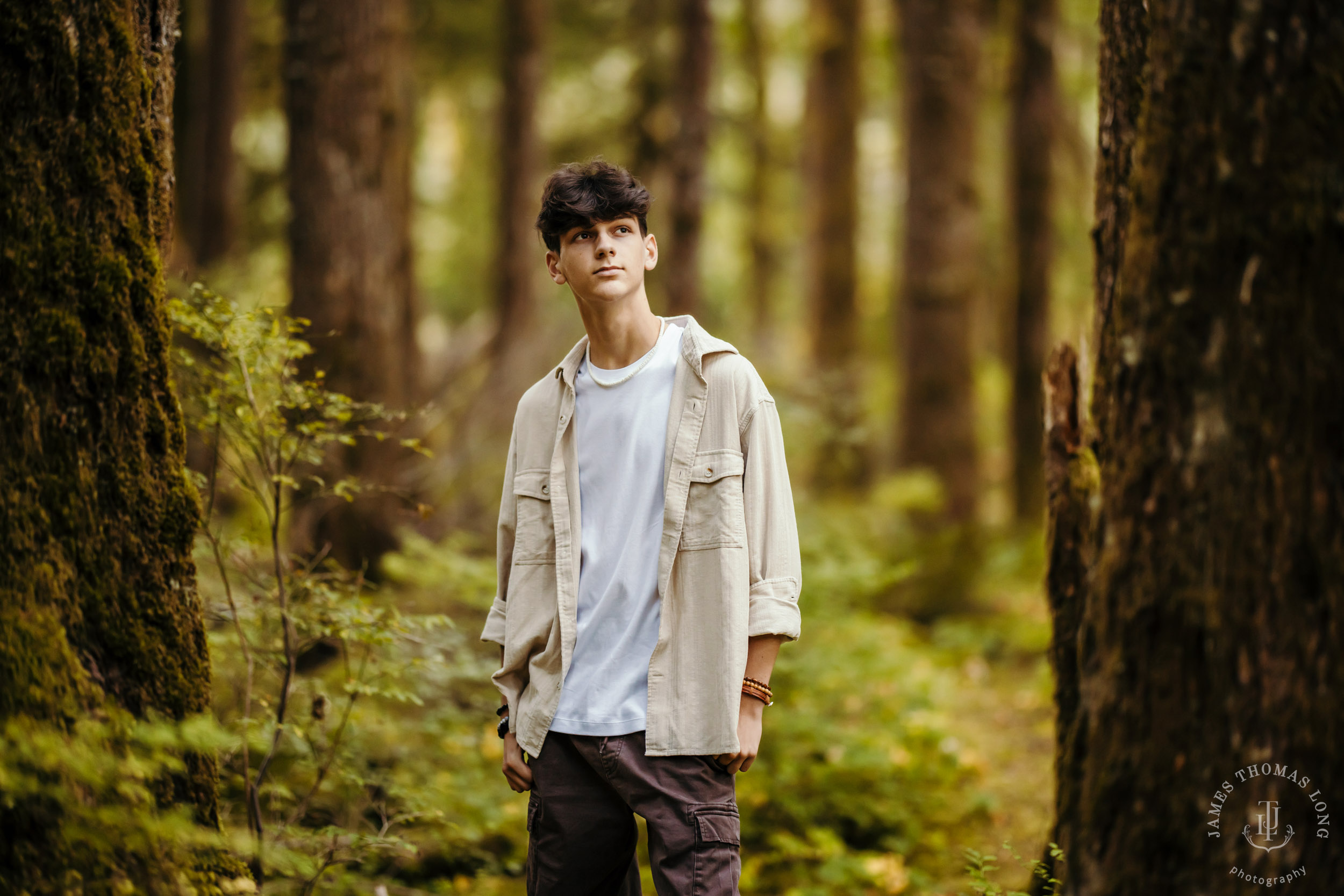 Snoqualmie adventure high school senior session by Snoqualmie senior portrait photographer James Thomas Long Photography