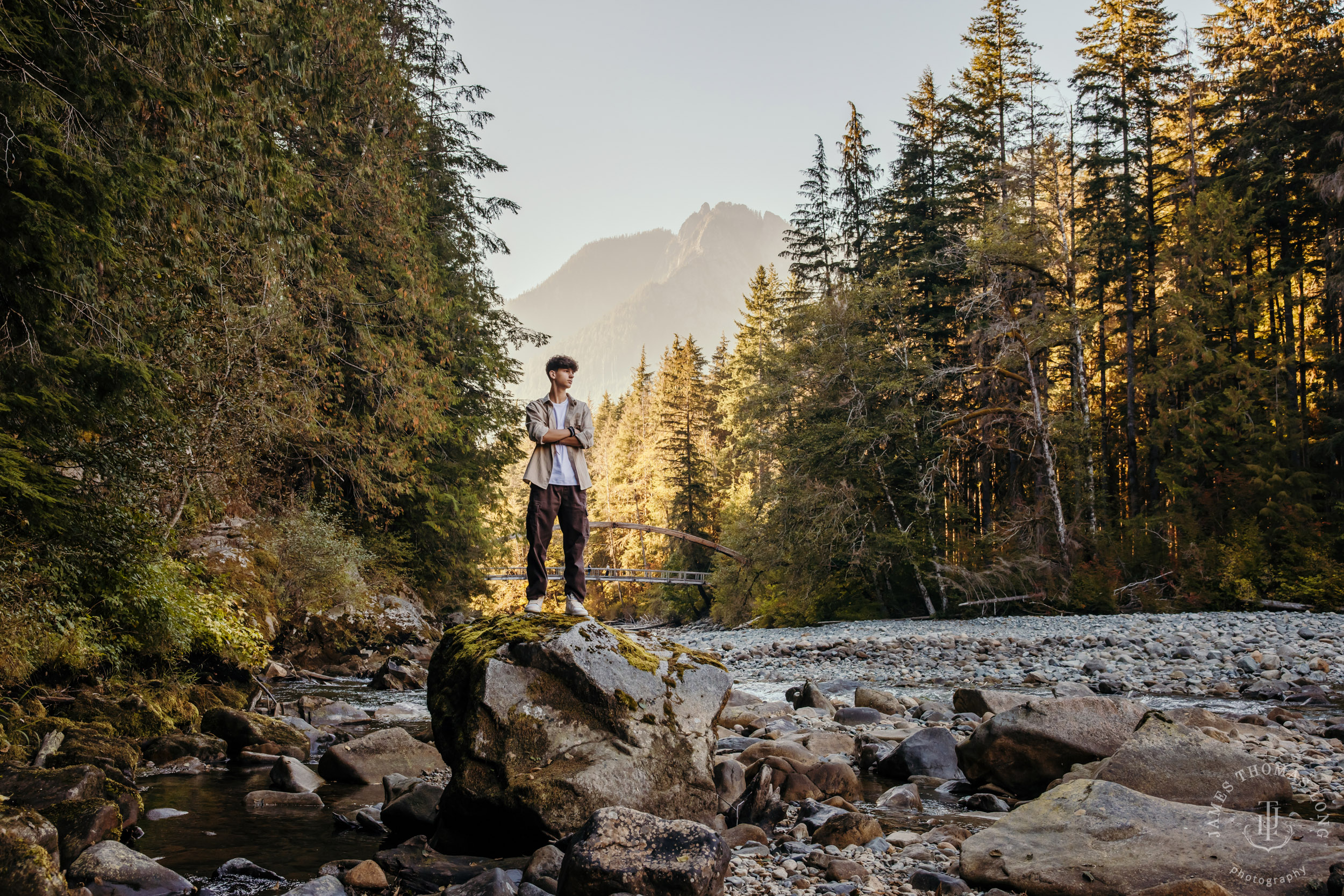 Snoqualmie adventure high school senior session by Snoqualmie senior portrait photographer James Thomas Long Photography