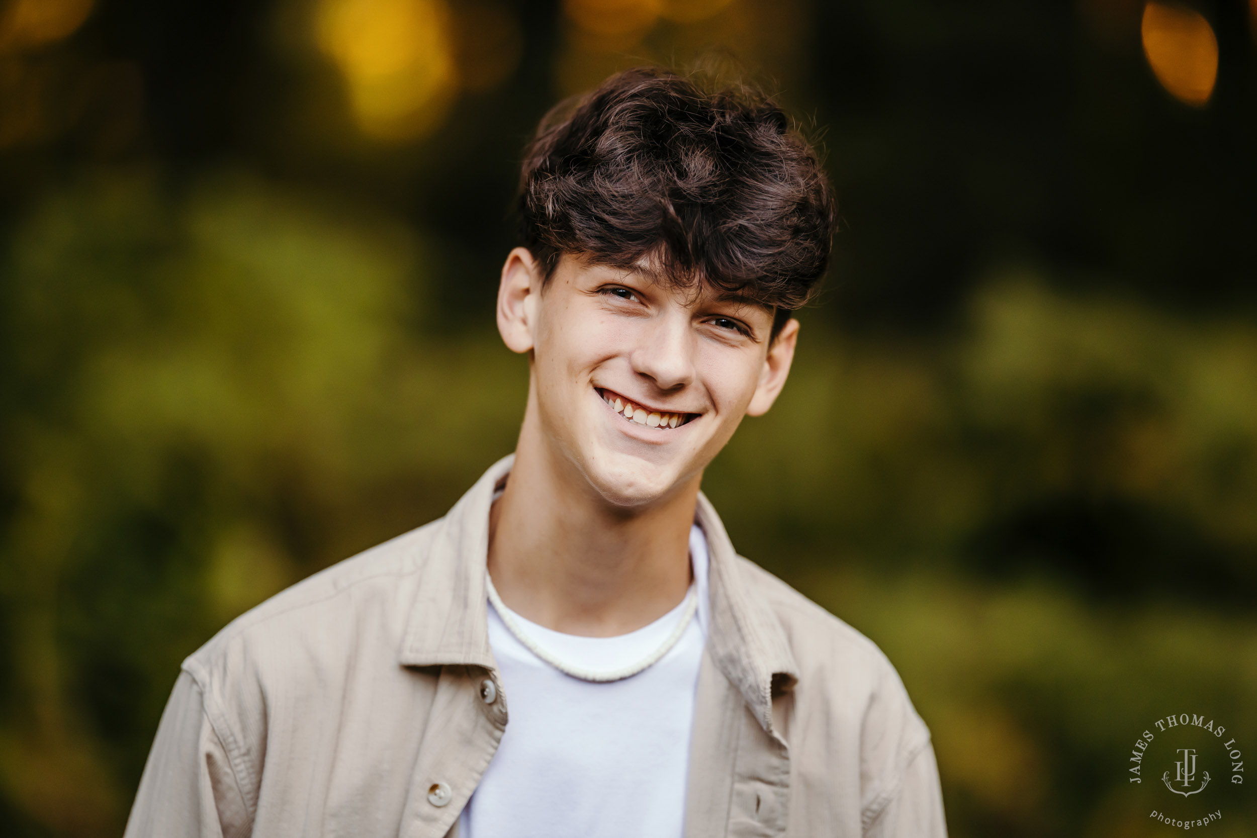 Snoqualmie adventure high school senior session by Snoqualmie senior portrait photographer James Thomas Long Photography