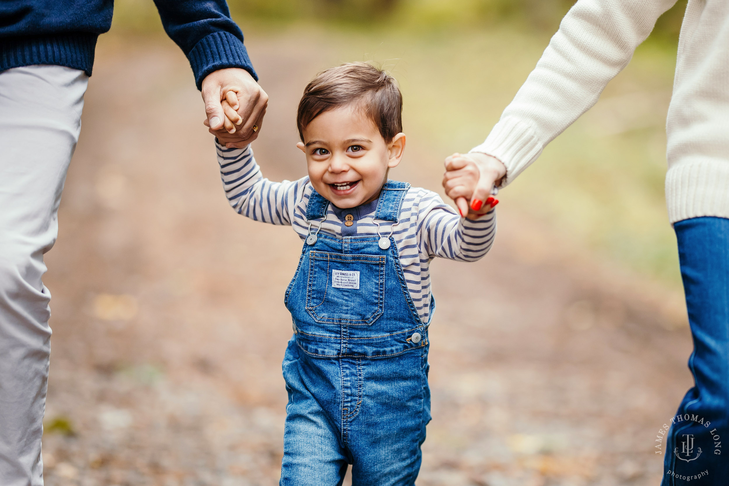Snoqualmie family photography session by Snoqualmie family photographer James Thomas Long Photography