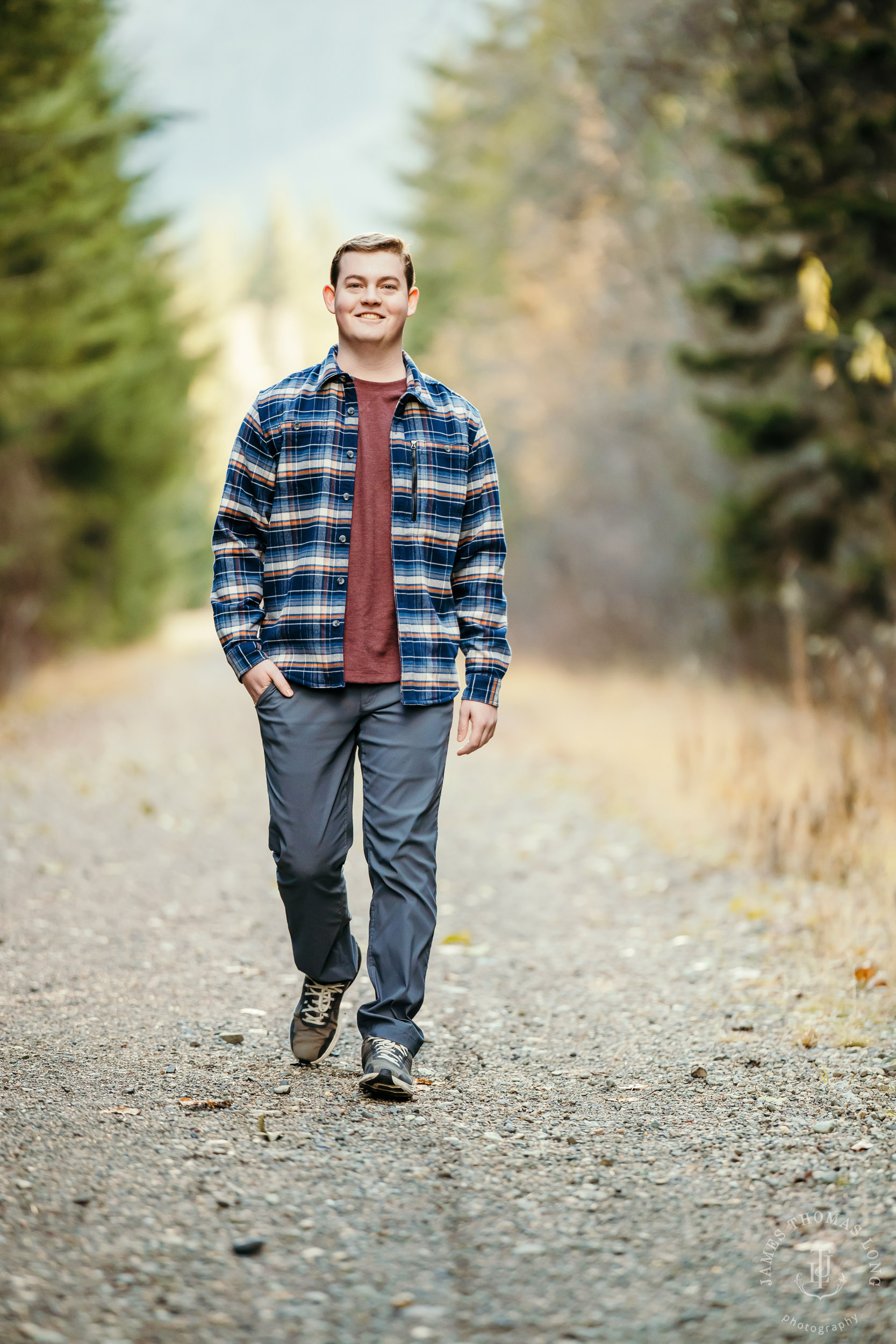 North Bend Cascade Mountain high school senior portrait session by Snoqualmie senior portrait photographer James Thomas Long Photography
