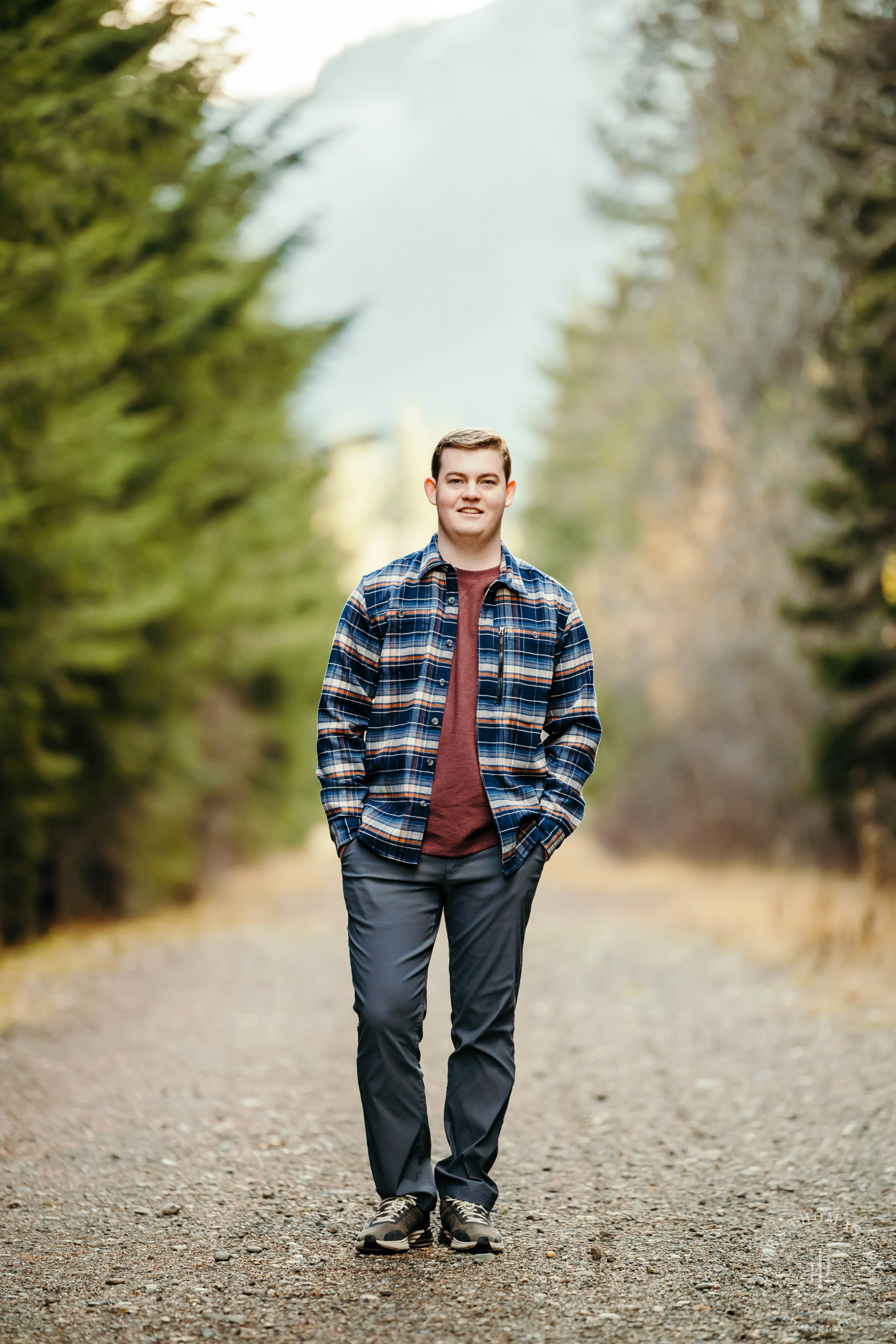 North Bend Cascade Mountain high school senior portrait session by Snoqualmie senior portrait photographer James Thomas Long Photography
