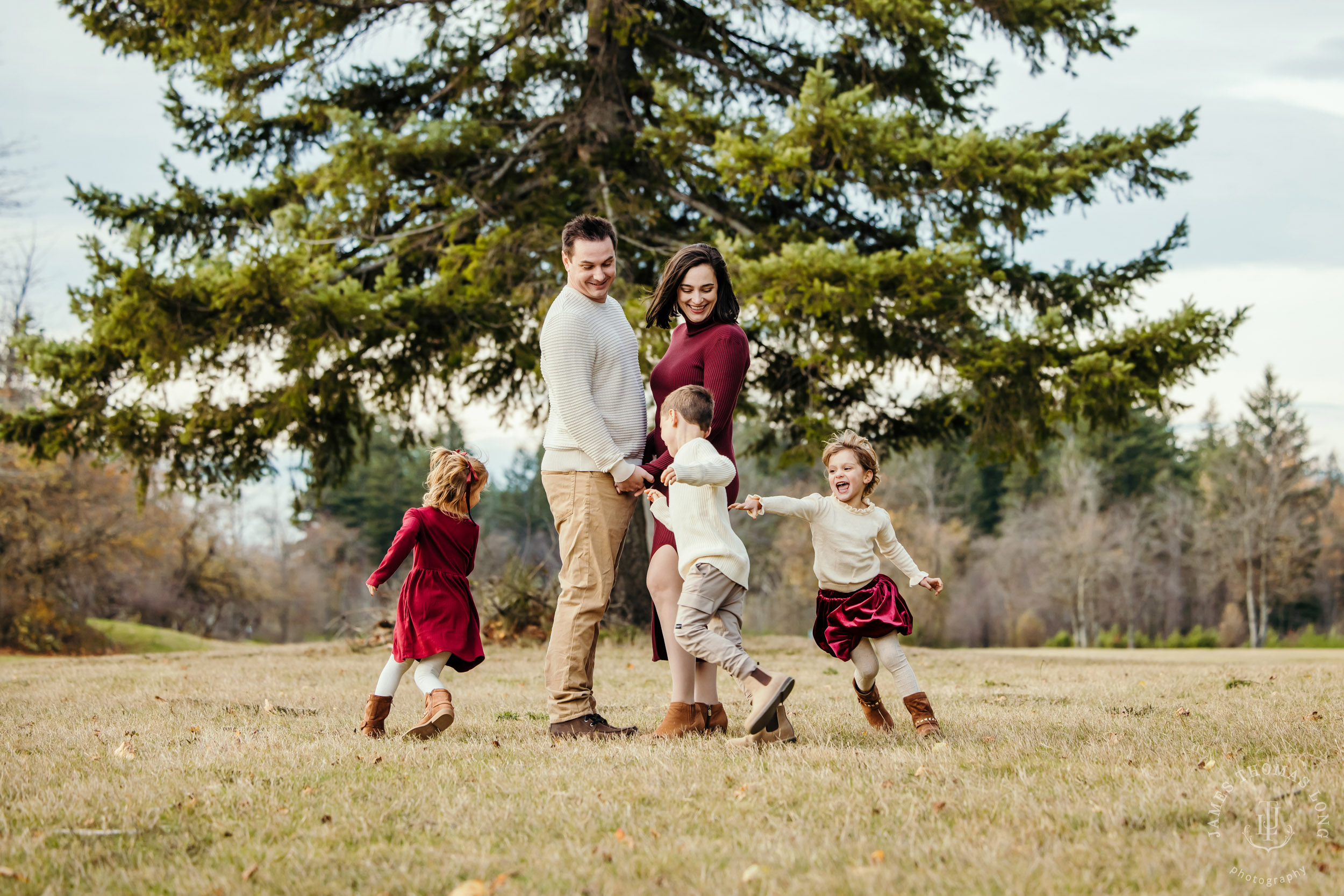 North Bend family portrait session by Snoqualmie family photographer James Thomas Long Photography