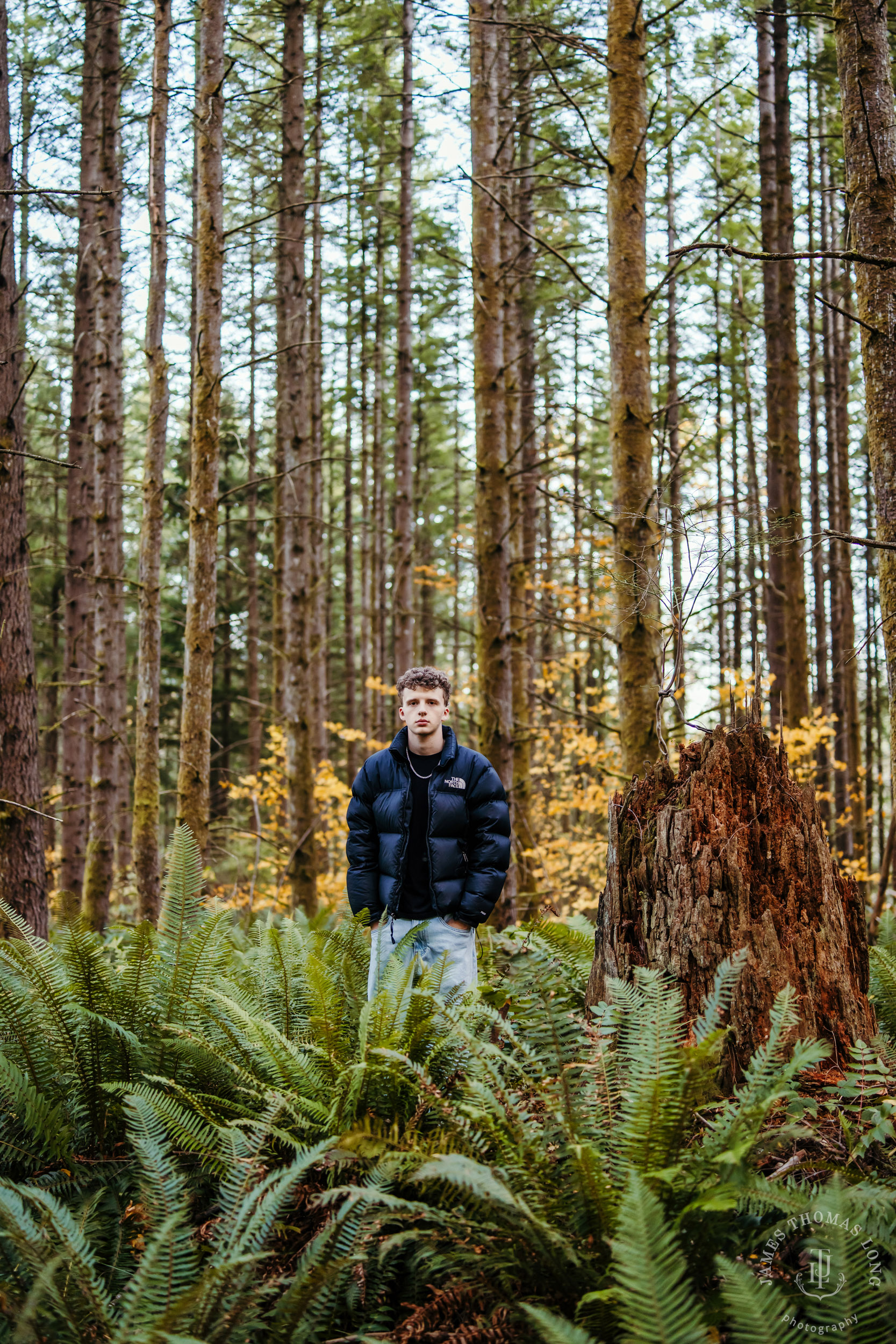 Snoqualmie high school senior portrait session by Snoqualmie senior portrait photographer James Thomas Long Photography