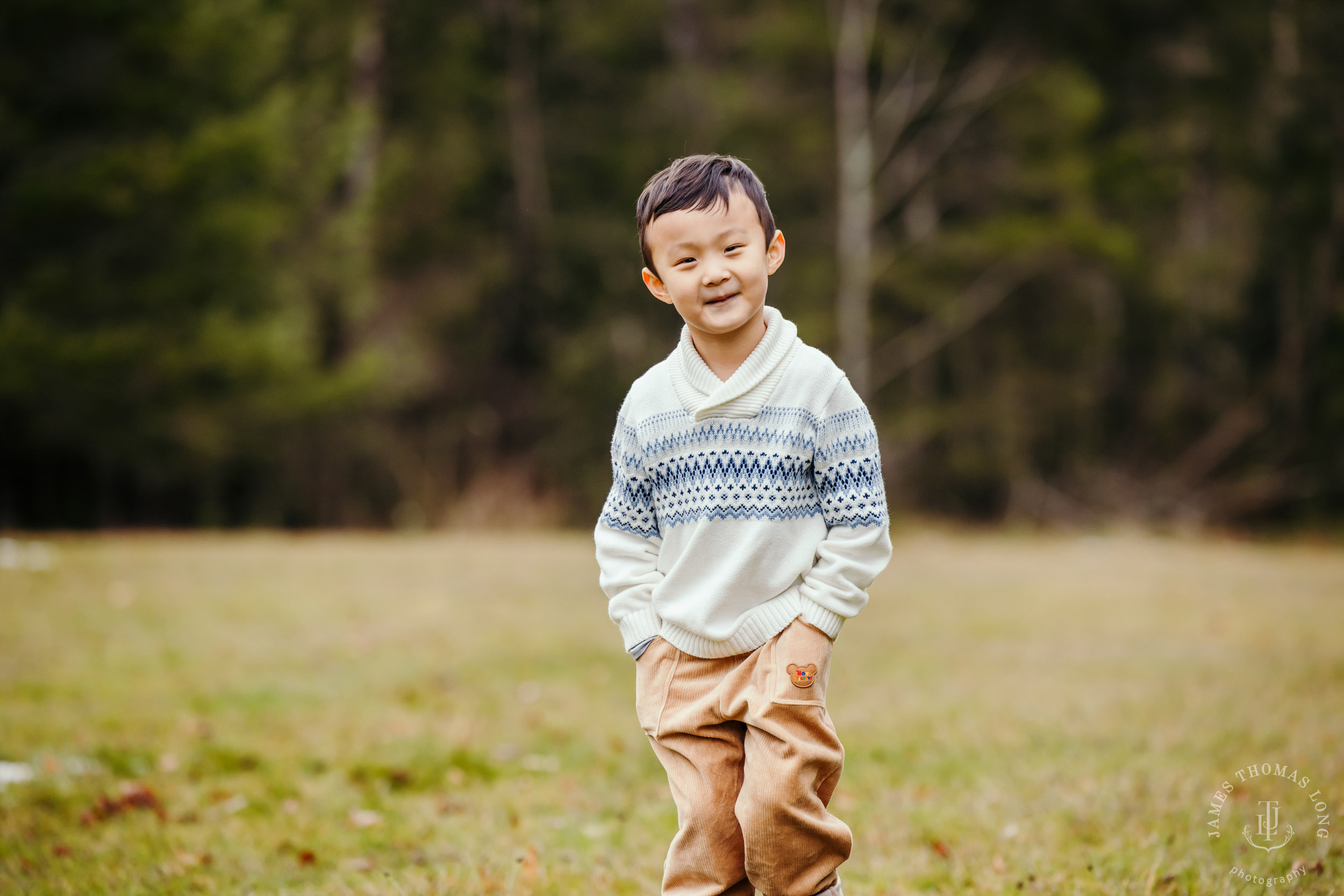 Snoqualmie family photography session by Snoqualmie family photographer James Thomas Long Photography