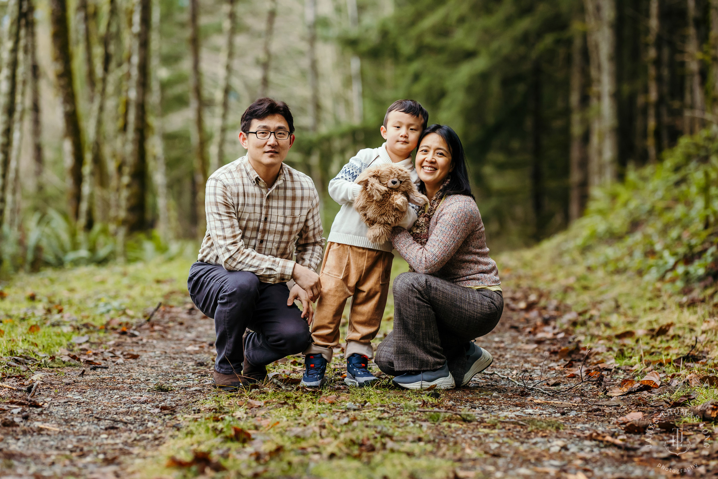 Snoqualmie family photography session by Snoqualmie family photographer James Thomas Long Photography