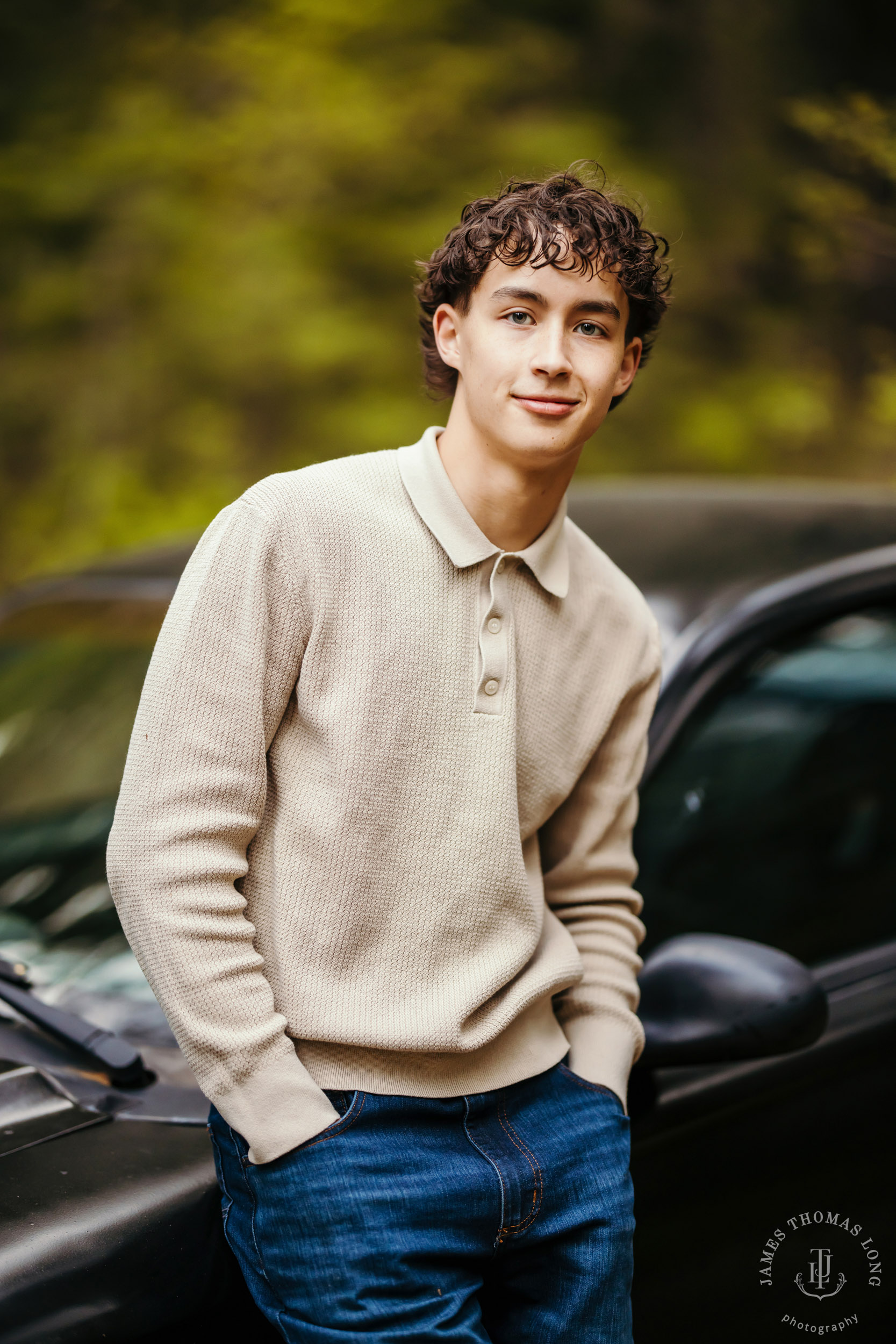 Snoqualmie Cascade Mountain high school senior portrait session by Snoqualmie senior photographer James Thomas Long Photography