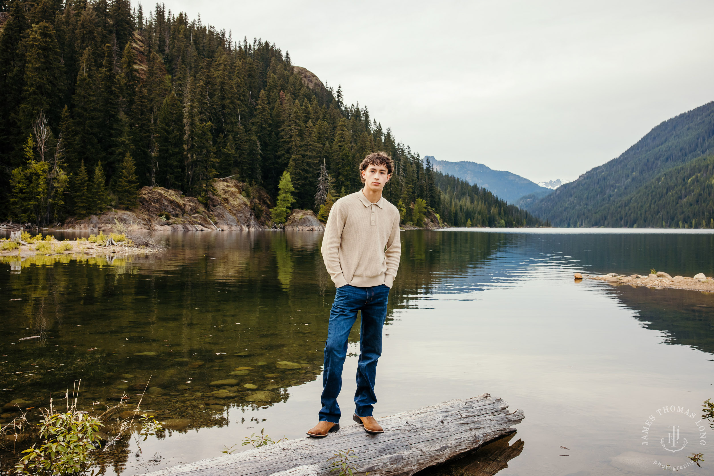 Snoqualmie Cascade Mountain high school senior portrait session by Snoqualmie senior photographer James Thomas Long Photography