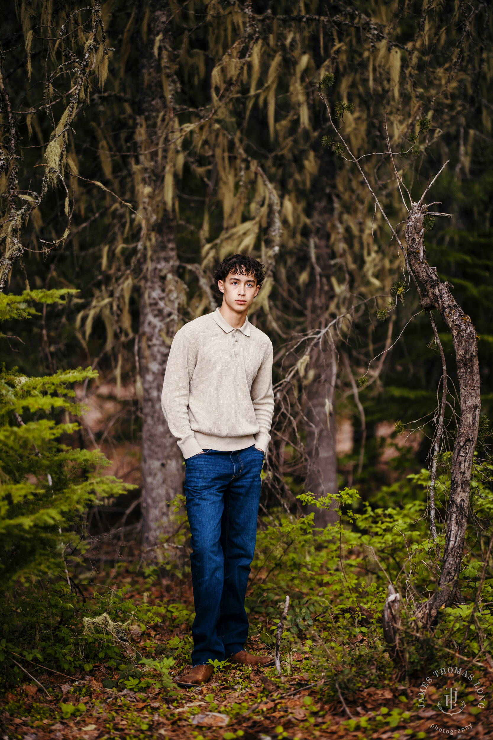 Snoqualmie Cascade Mountain high school senior portrait session by Snoqualmie senior photographer James Thomas Long Photography