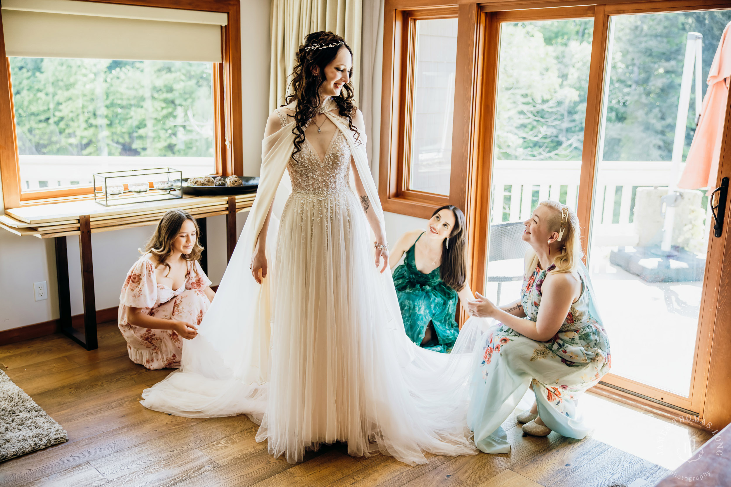 Salish Lodge Snoqualmie wedding by Seattle wedding photographer James Thomas Long Photography