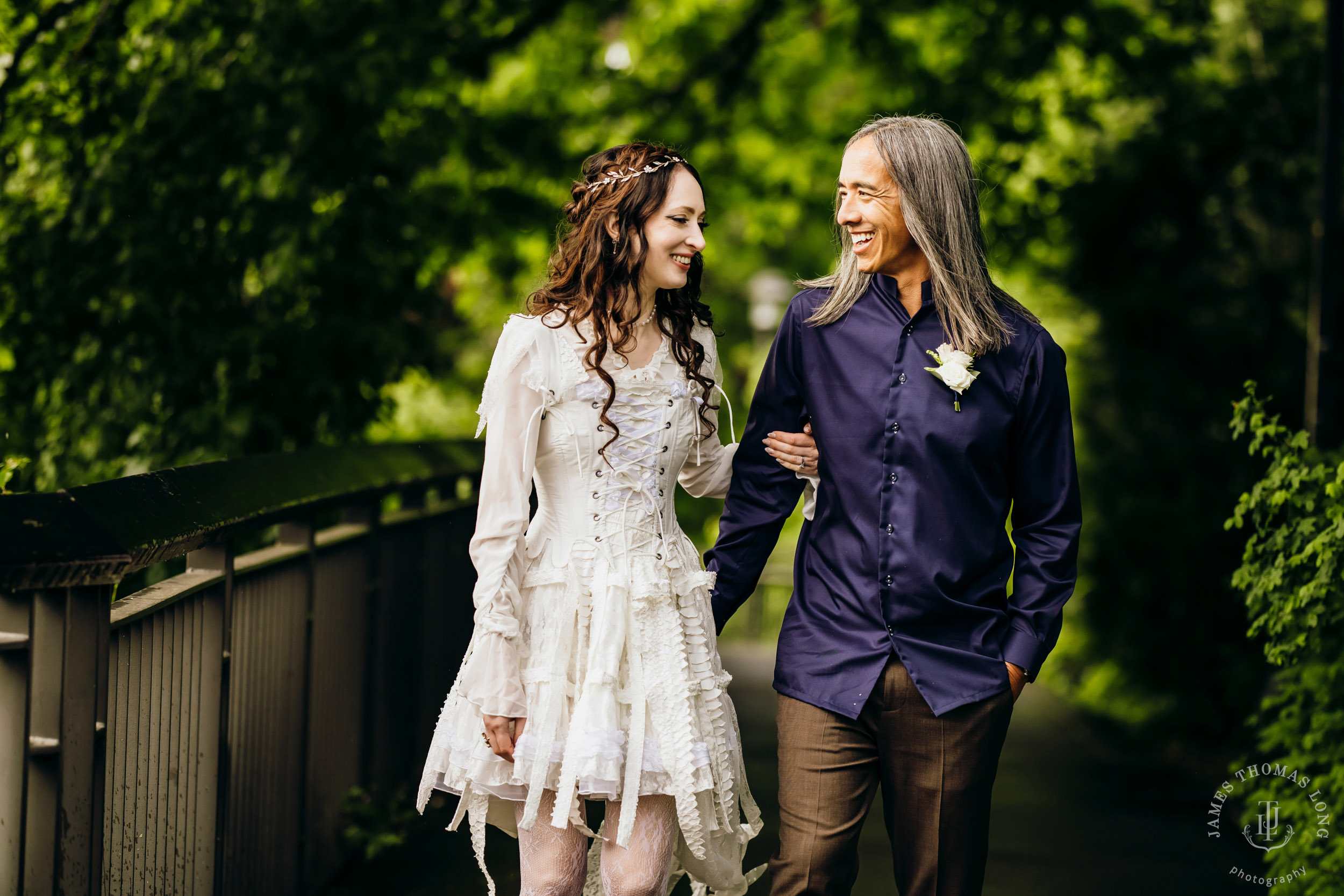 Salish Lodge Snoqualmie wedding by Seattle wedding photographer James Thomas Long Photography