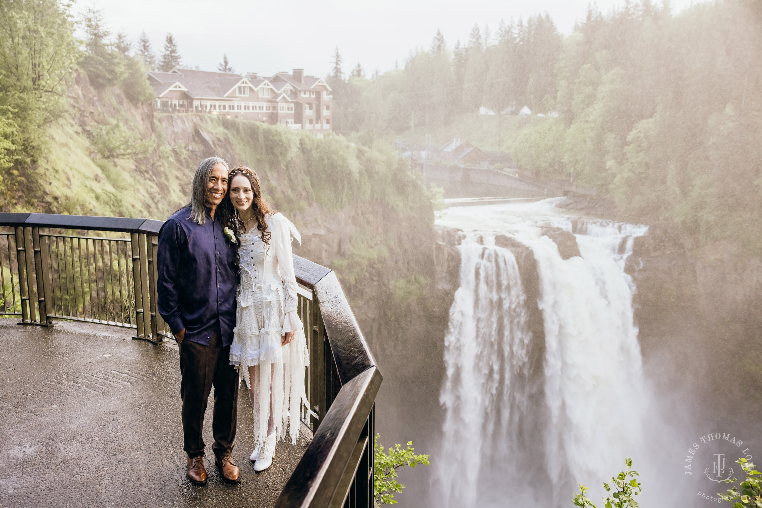 Salish Lodge Snoqualmie wedding by Seattle wedding photographer James Thomas Long Photography