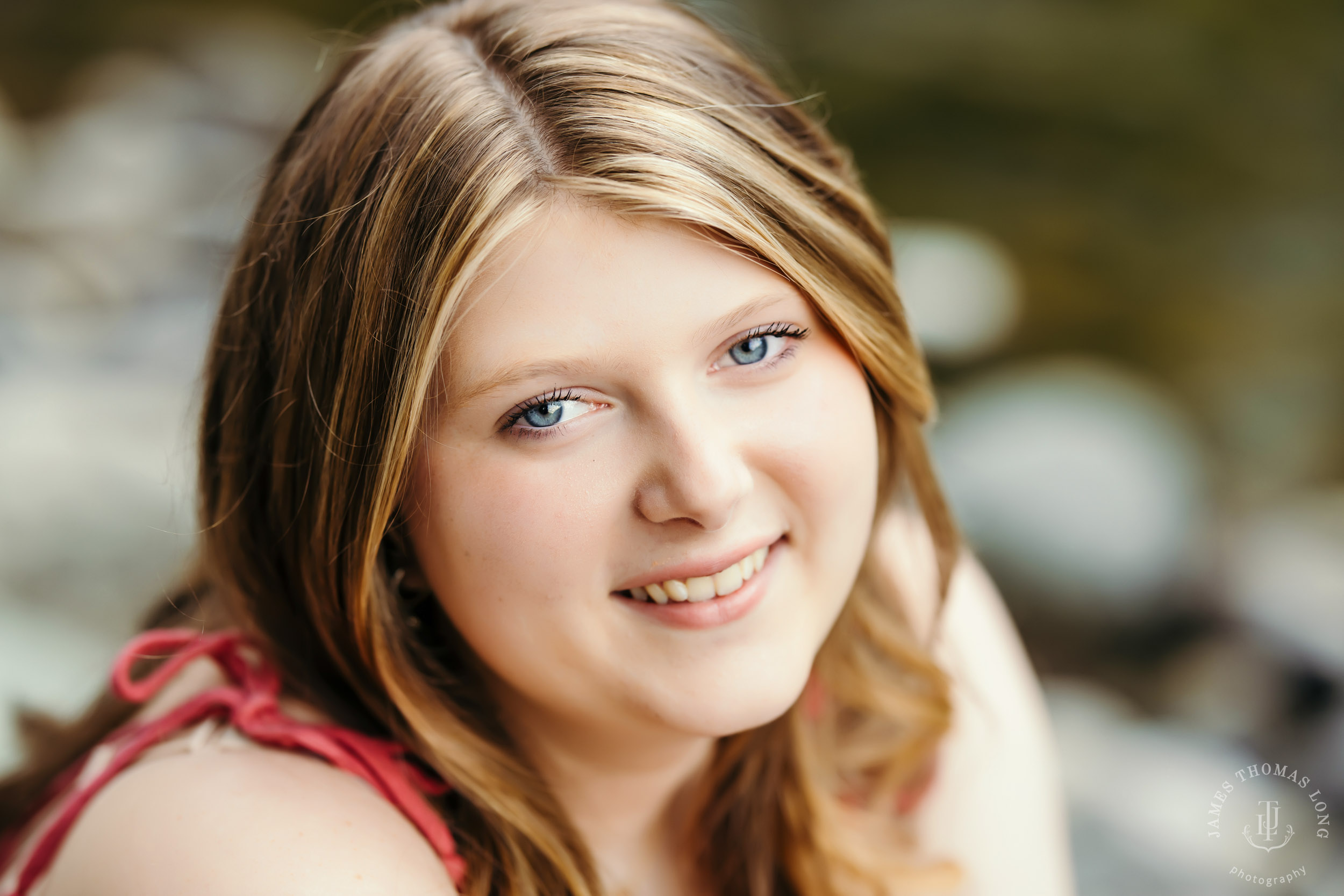 Cascade Mountain Mout Si High School senior portrait session by Snoqualmie senior portrait photographer James Thomas Long Photography