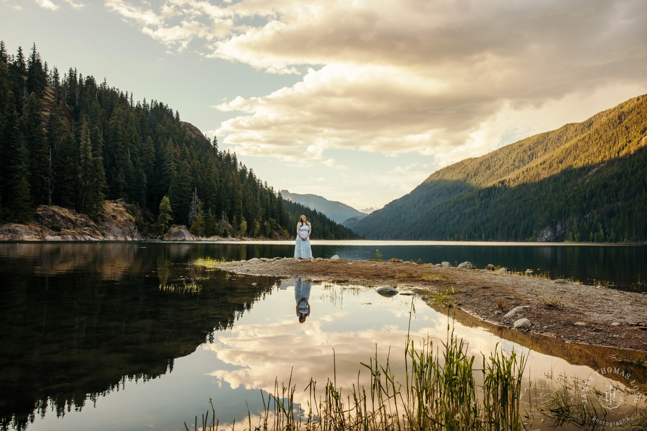 Cascade Mountain Mout Si High School senior portrait session by Snoqualmie senior portrait photographer James Thomas Long Photography