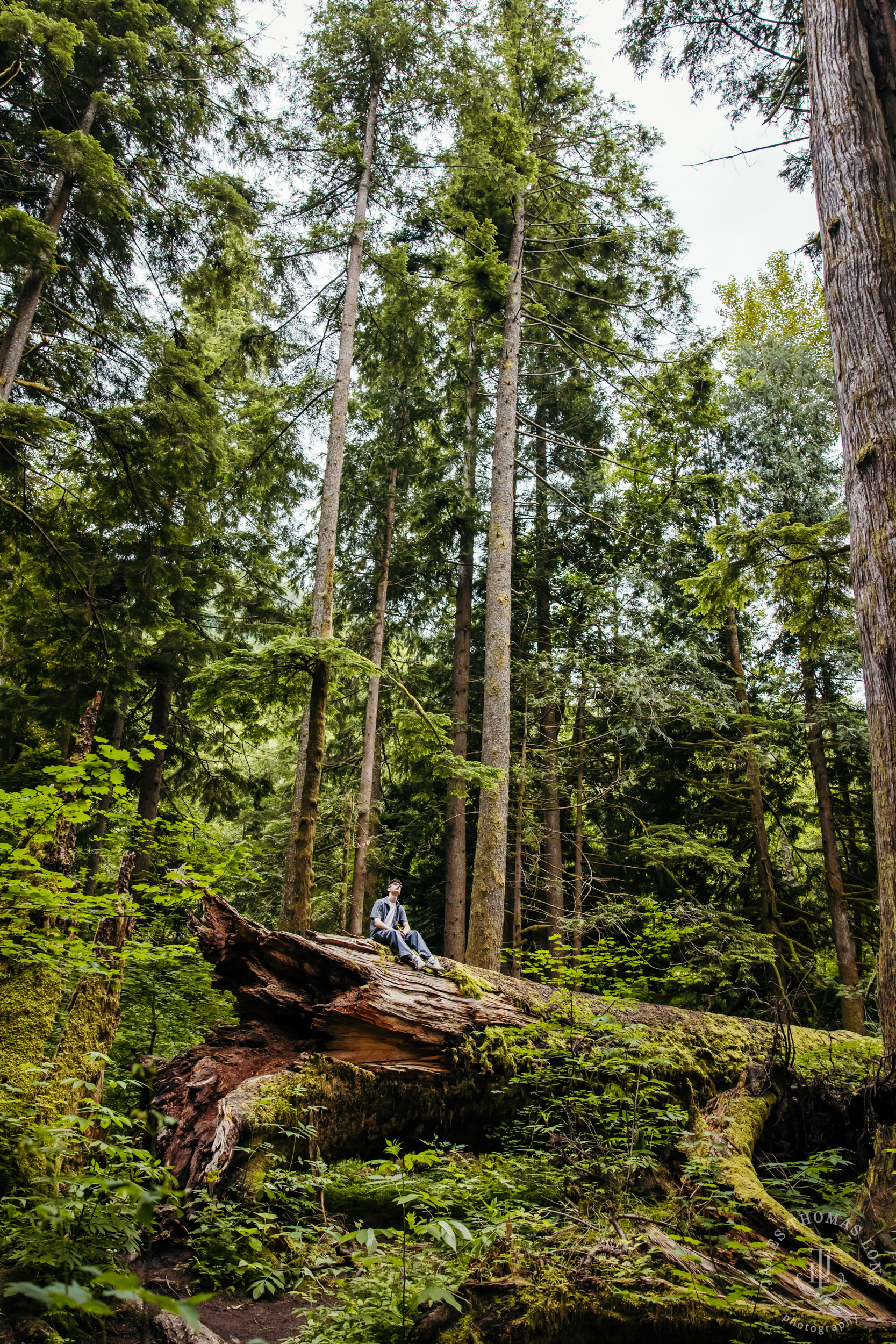 Cascade Mountain forest high school senior portrait session by Snoqualmie senior portrait photographer James Thomas Long Photography
