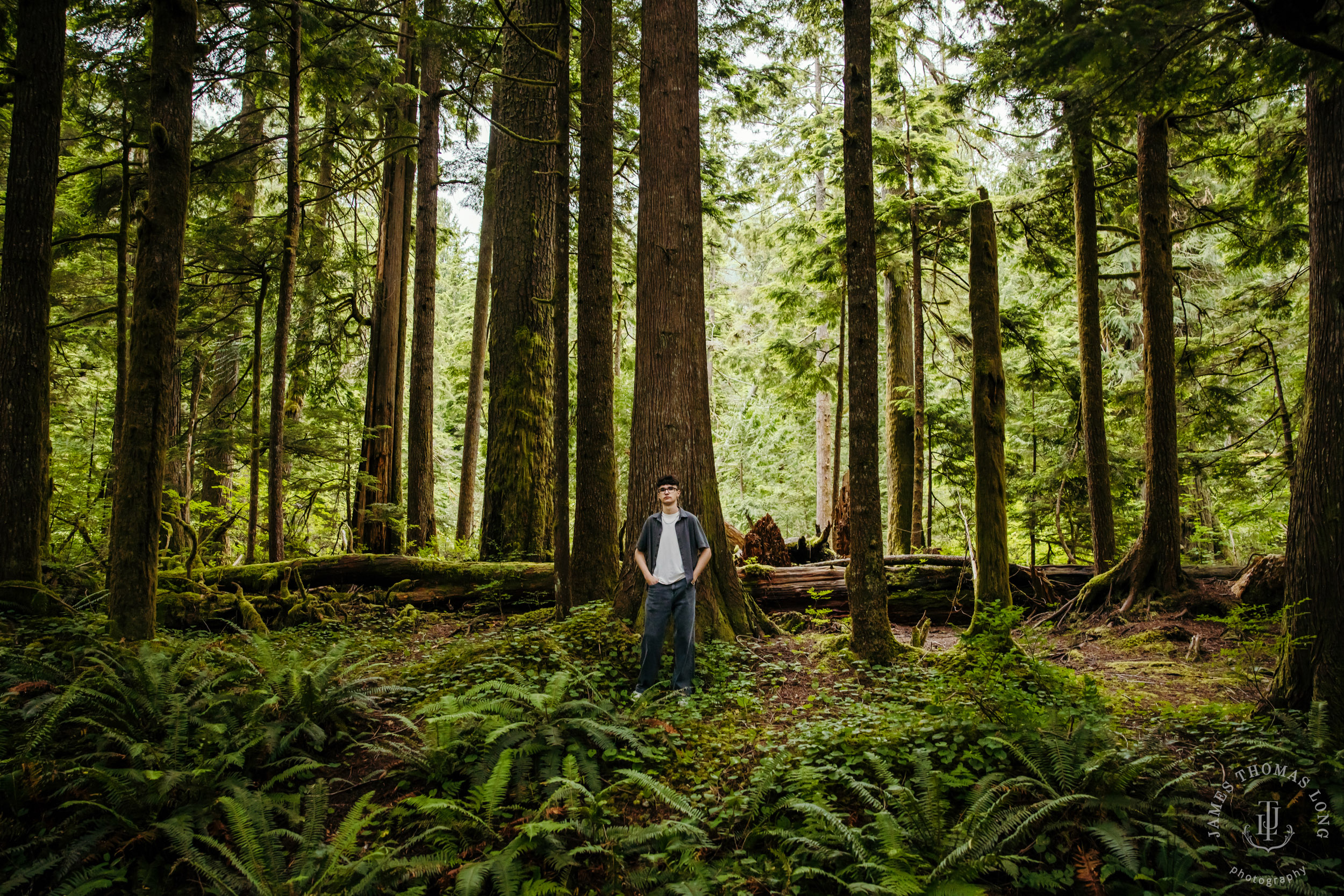 Cascade Mountain forest high school senior portrait session by Snoqualmie senior portrait photographer James Thomas Long Photography