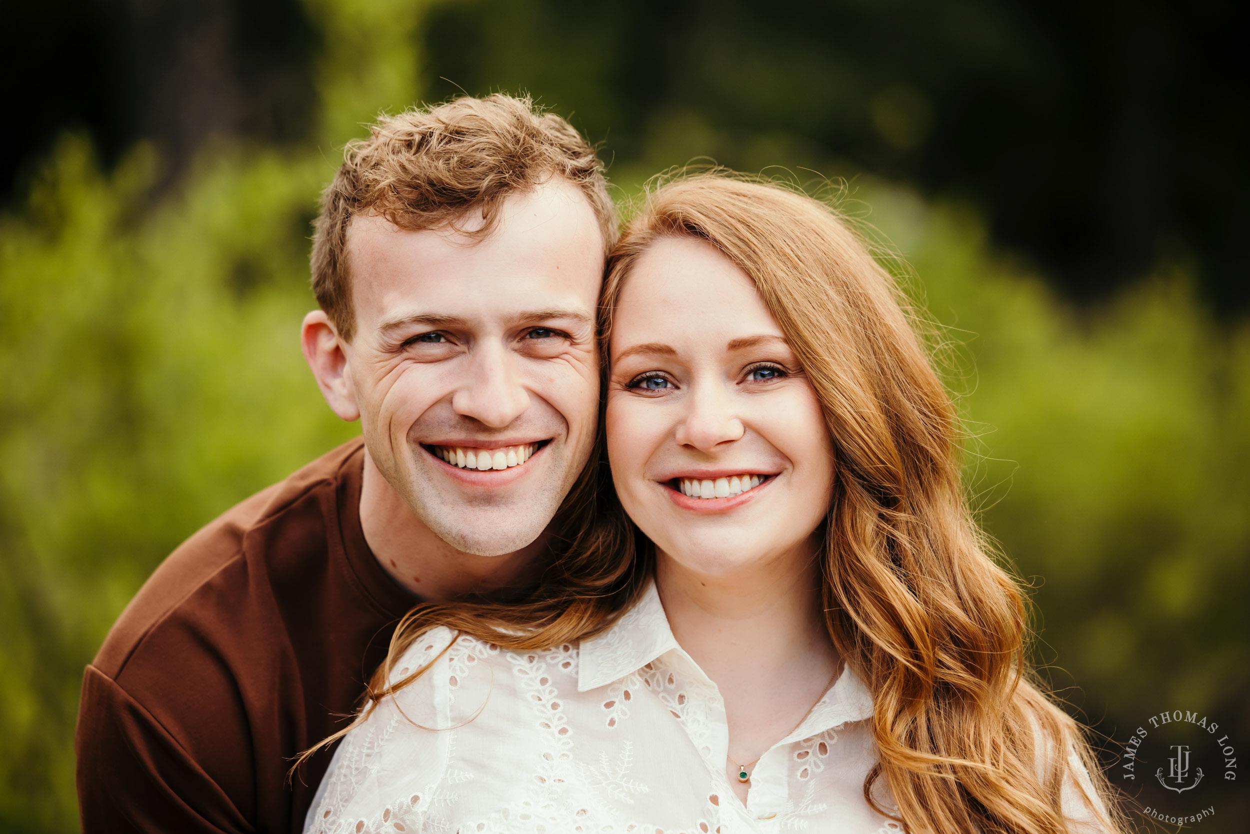 Cascade Mountain maternity session by Seattle family and maternity photographer James Thomas Long Photography