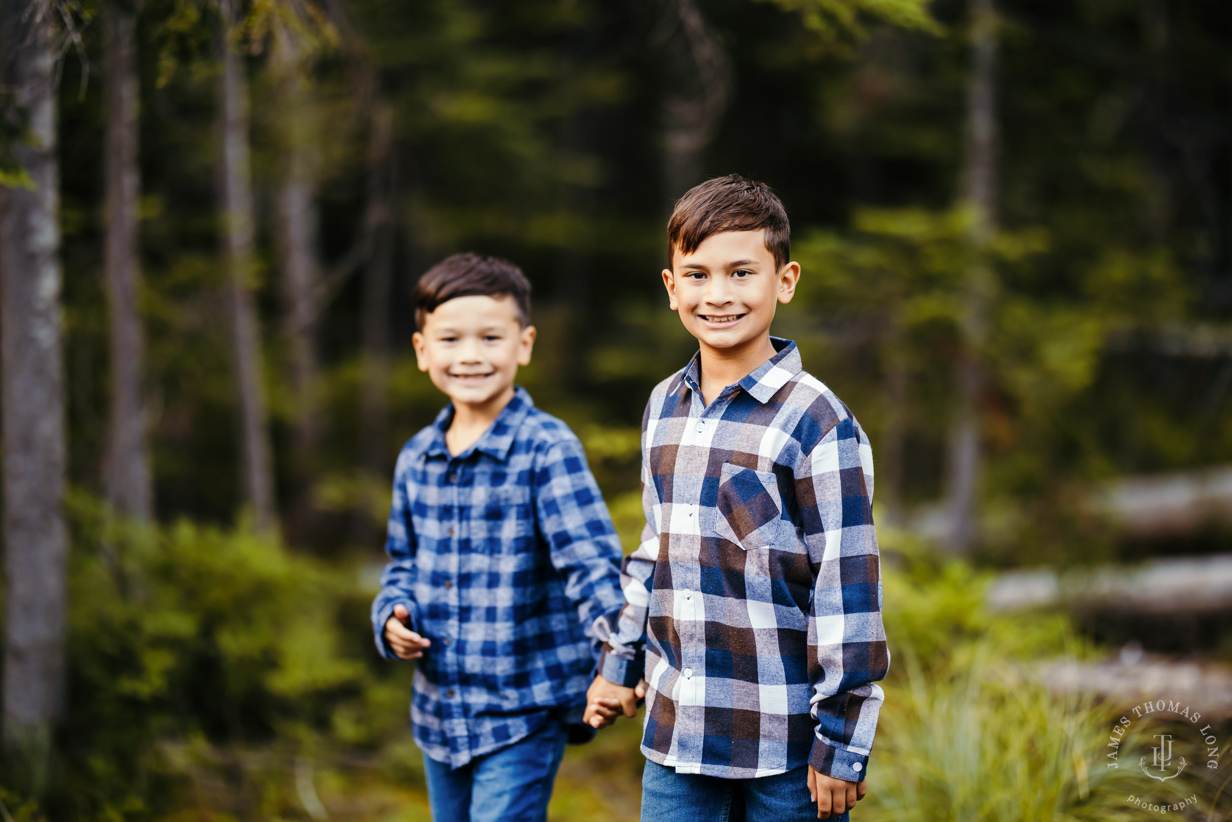 Mount Rainier family photography session by Seattle family photographer James Thomas Long Photography