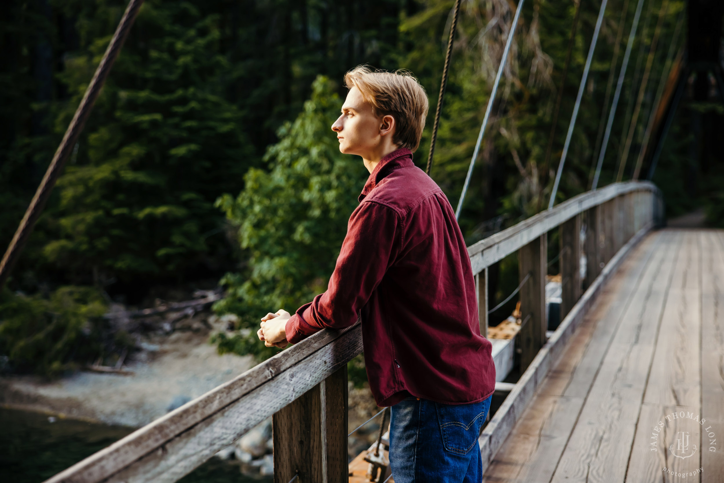 Cascade Mountain high school senior portrait session by Snoqualmie senior portrait photographer James Thomas Long Photography