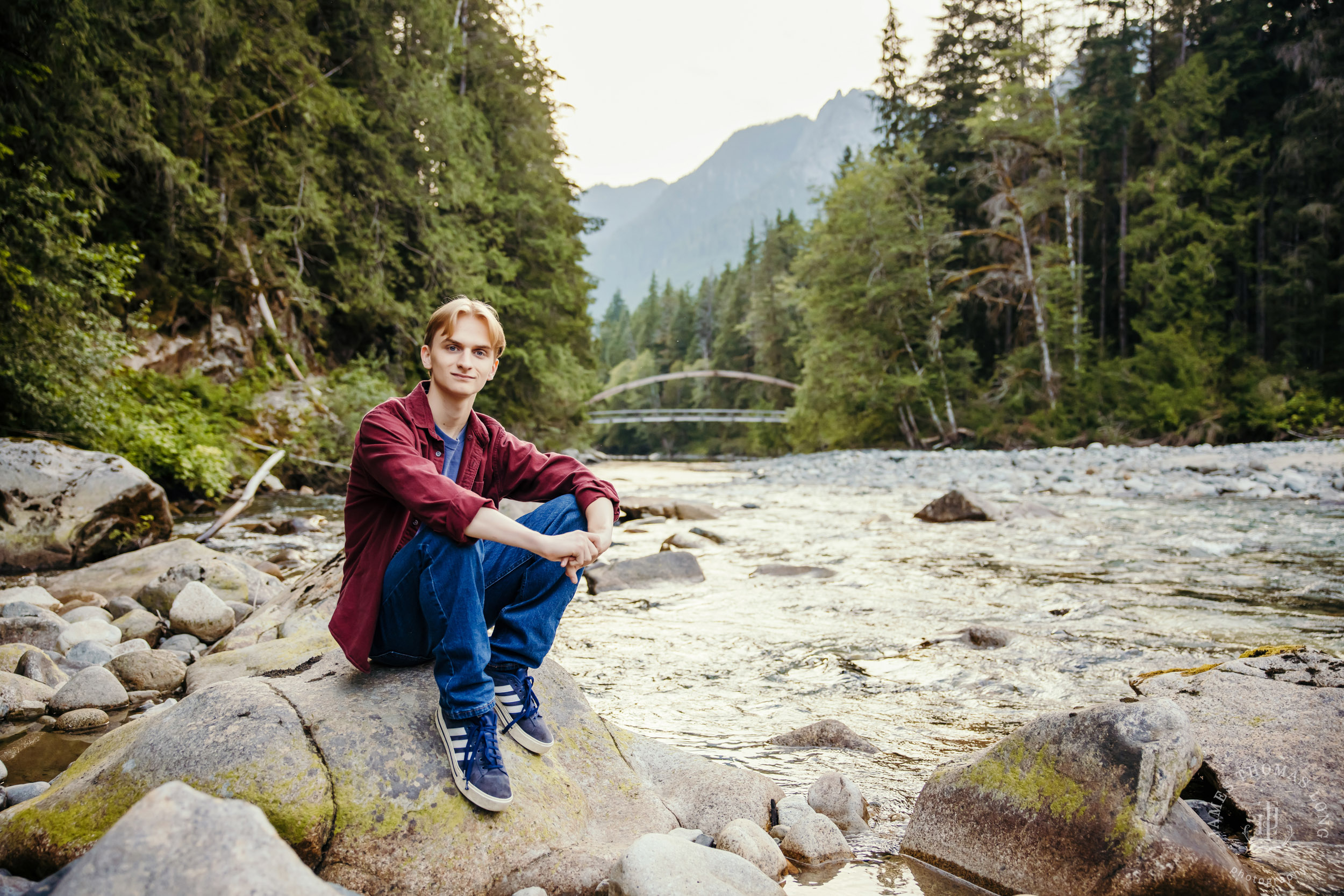 Cascade Mountain high school senior portrait session by Snoqualmie senior portrait photographer James Thomas Long Photography