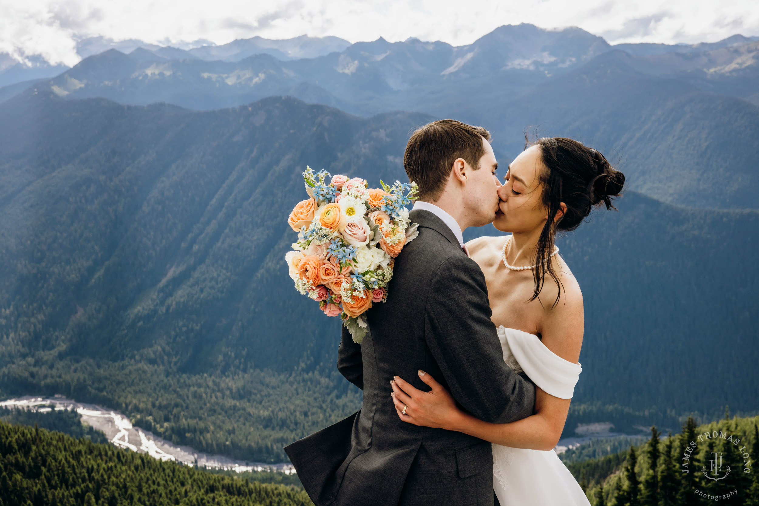 Crystal Mountain wedding by Seattle wedding photographer James Thomas Long Photography