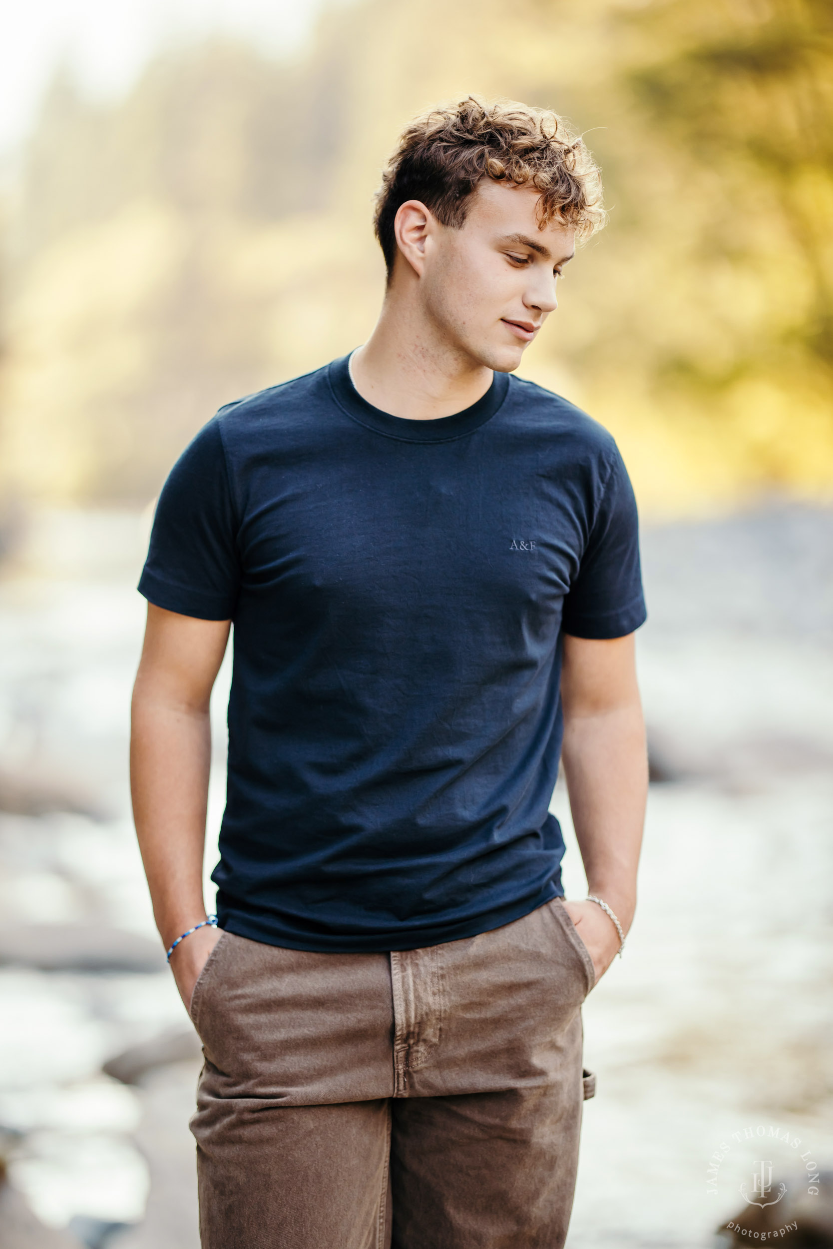 Cascade Mountain high school senior portrait session by Snoqualmie senior portrait photographer James Thomas Long Photography