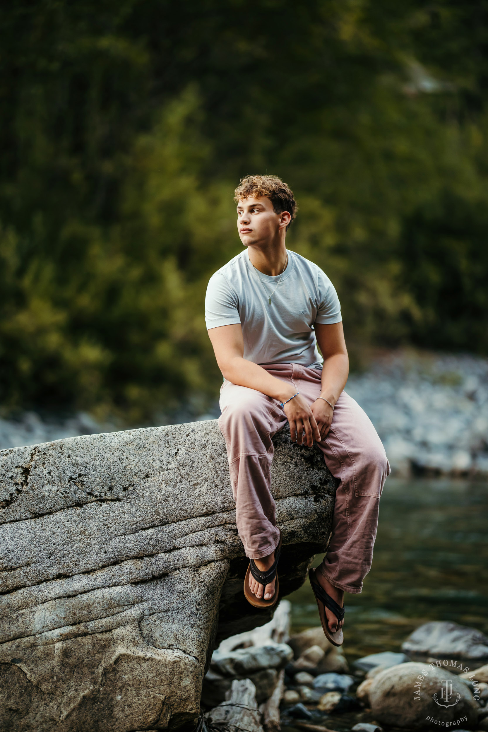 Cascade Mountain high school senior portrait session by Snoqualmie senior portrait photographer James Thomas Long Photography