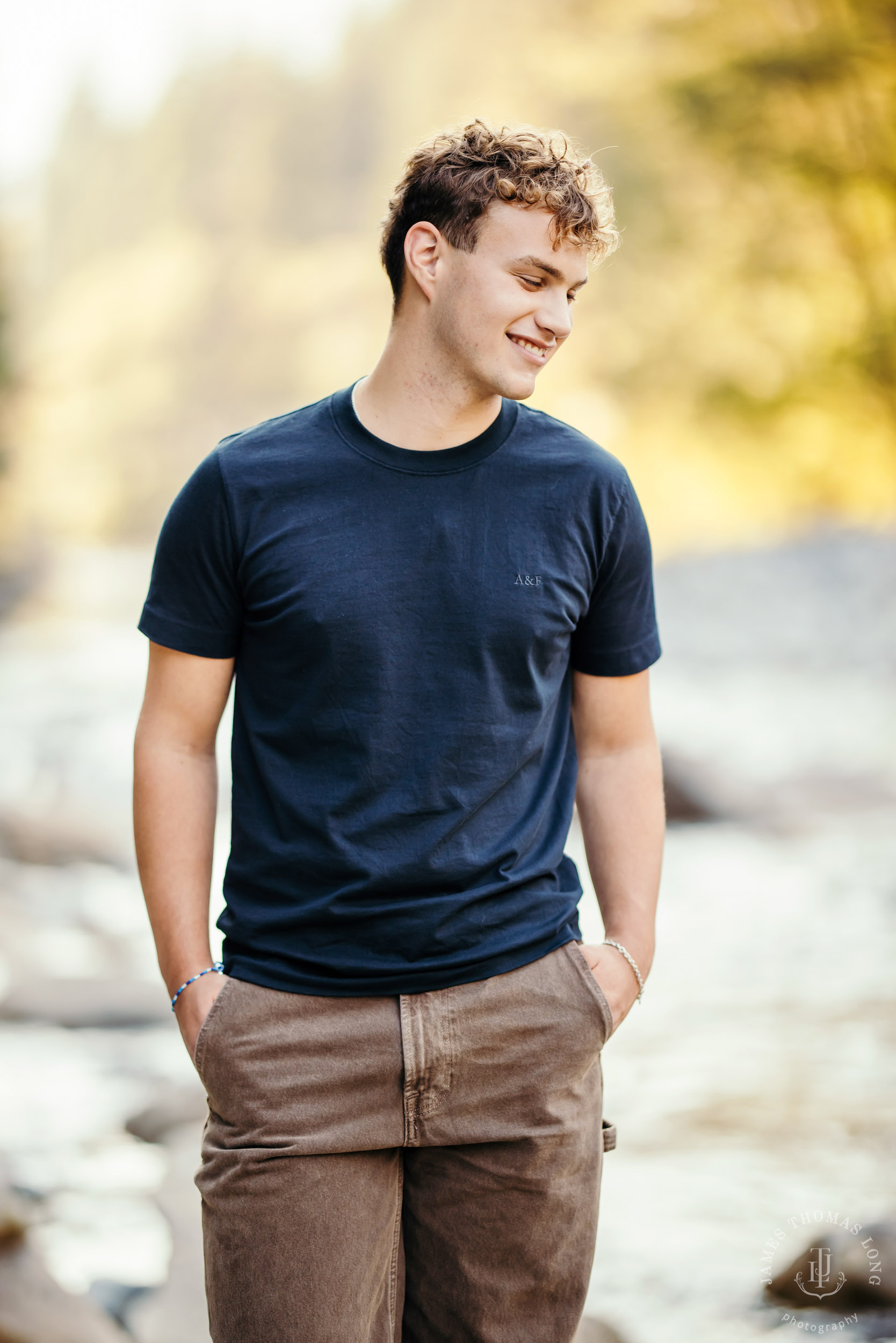 Cascade Mountain high school senior portrait session by Snoqualmie senior portrait photographer James Thomas Long Photography
