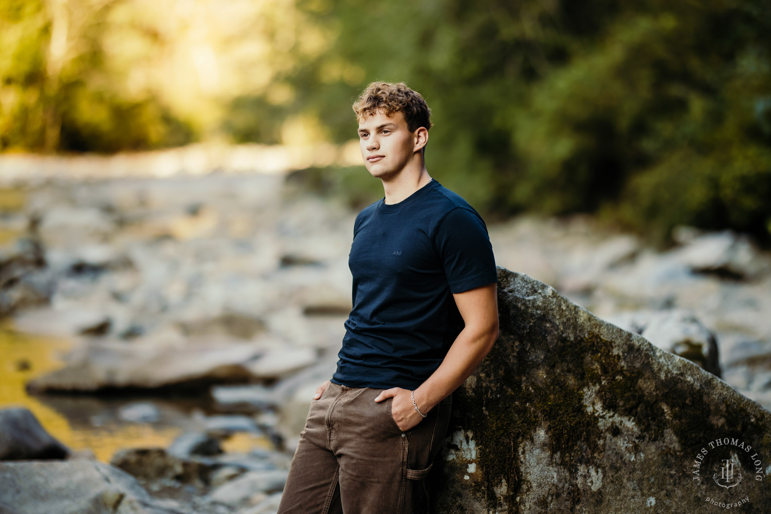 Cascade Mountain high school senior portrait session by Snoqualmie senior portrait photographer James Thomas Long Photography