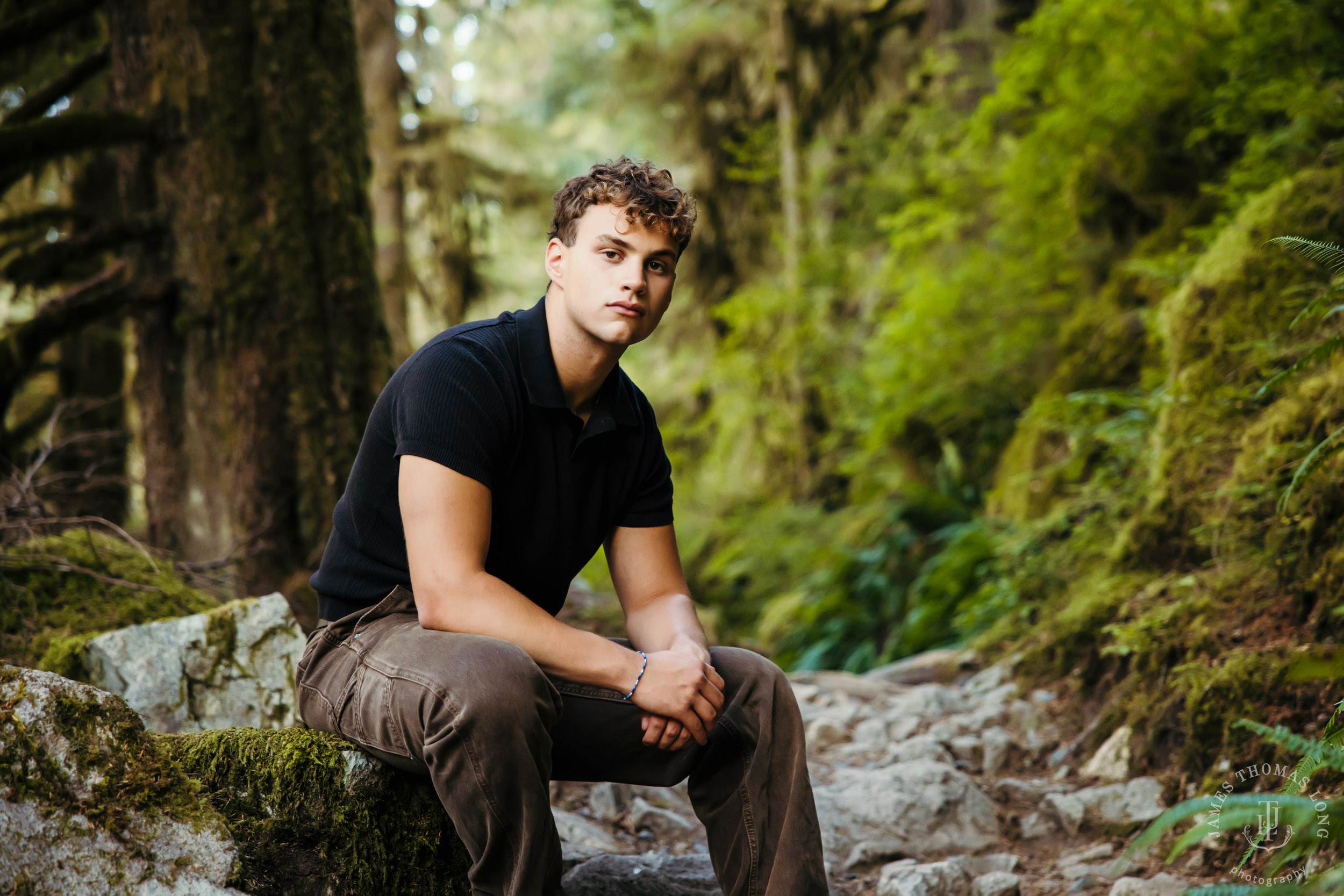 Cascade Mountain high school senior portrait session by Snoqualmie senior portrait photographer James Thomas Long Photography