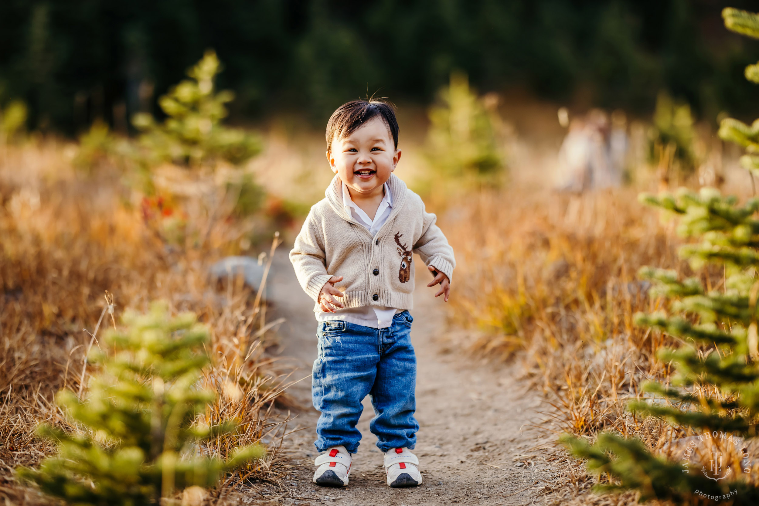 Mount Rainier family photography session by Bellevue family photographer James Thomas Long Photographya