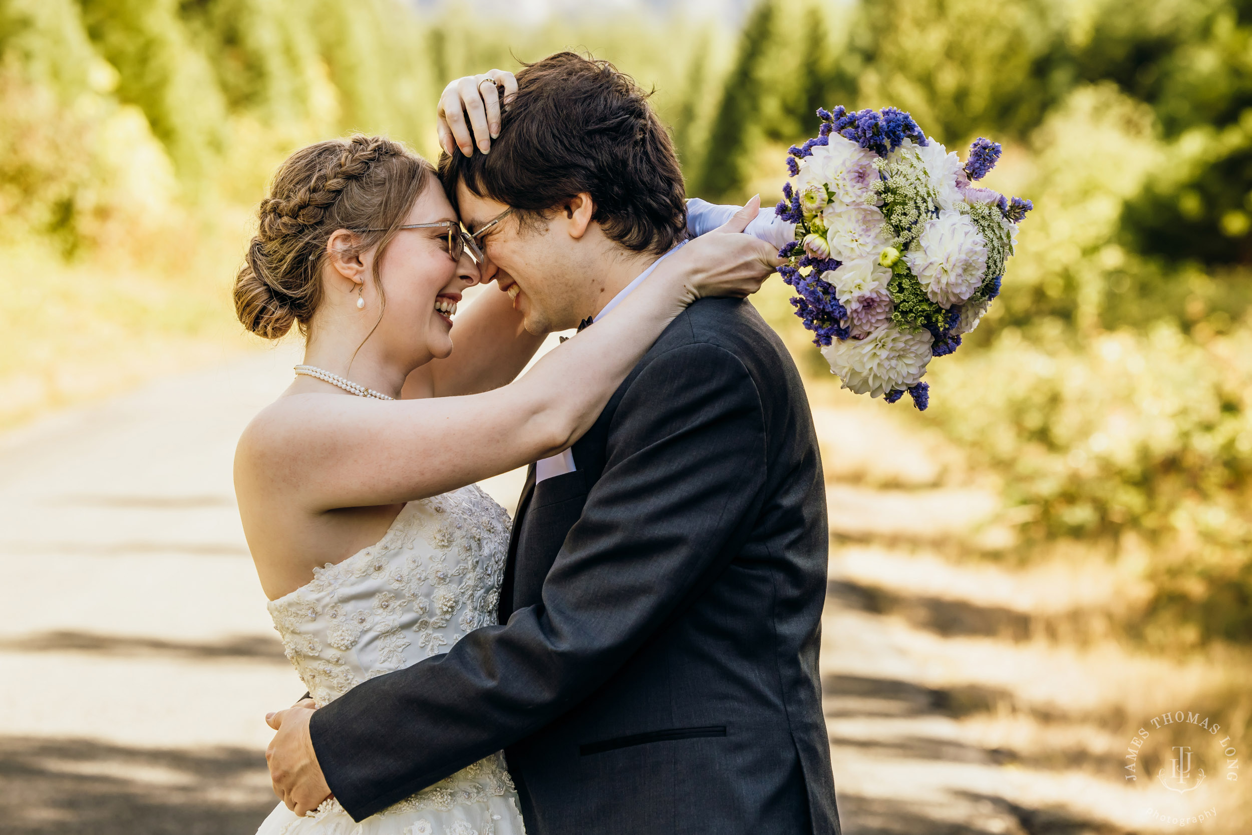 Salish Lodge Snoqualmie wedding by Snoqualmie wedding photographer James Thomas Long Photography