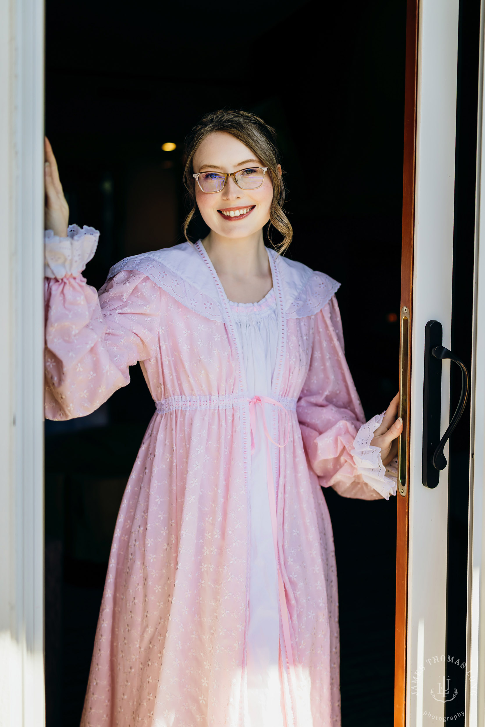 Salish Lodge Snoqualmie wedding by Snoqualmie wedding photographer James Thomas Long Photography