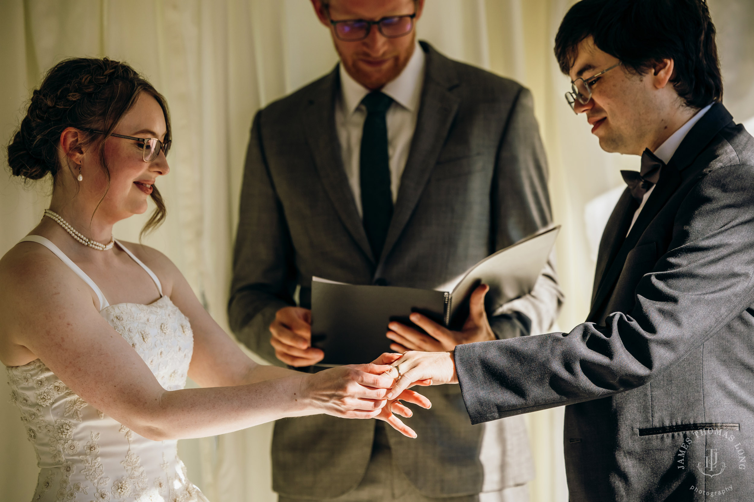 Salish Lodge Snoqualmie wedding by Snoqualmie wedding photographer James Thomas Long Photography