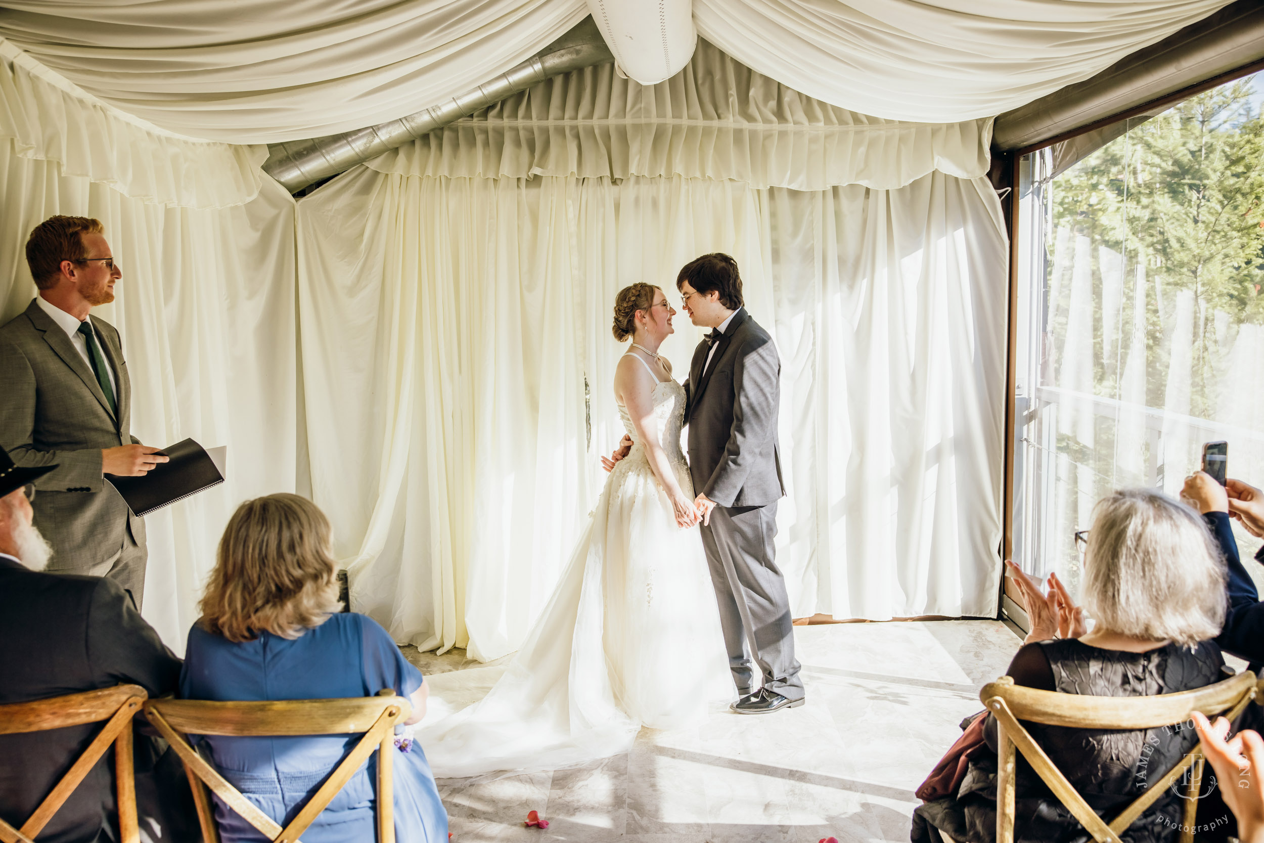 Salish Lodge Snoqualmie wedding by Snoqualmie wedding photographer James Thomas Long Photography