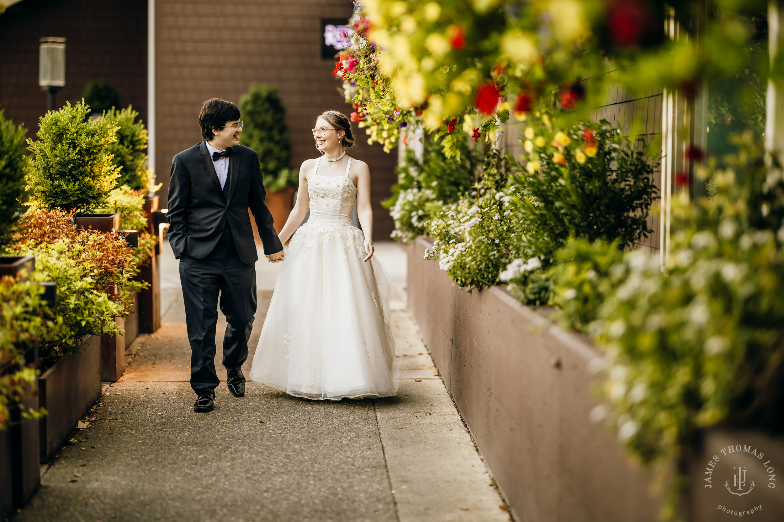 Salish Lodge Snoqualmie wedding by Snoqualmie wedding photographer James Thomas Long Photography
