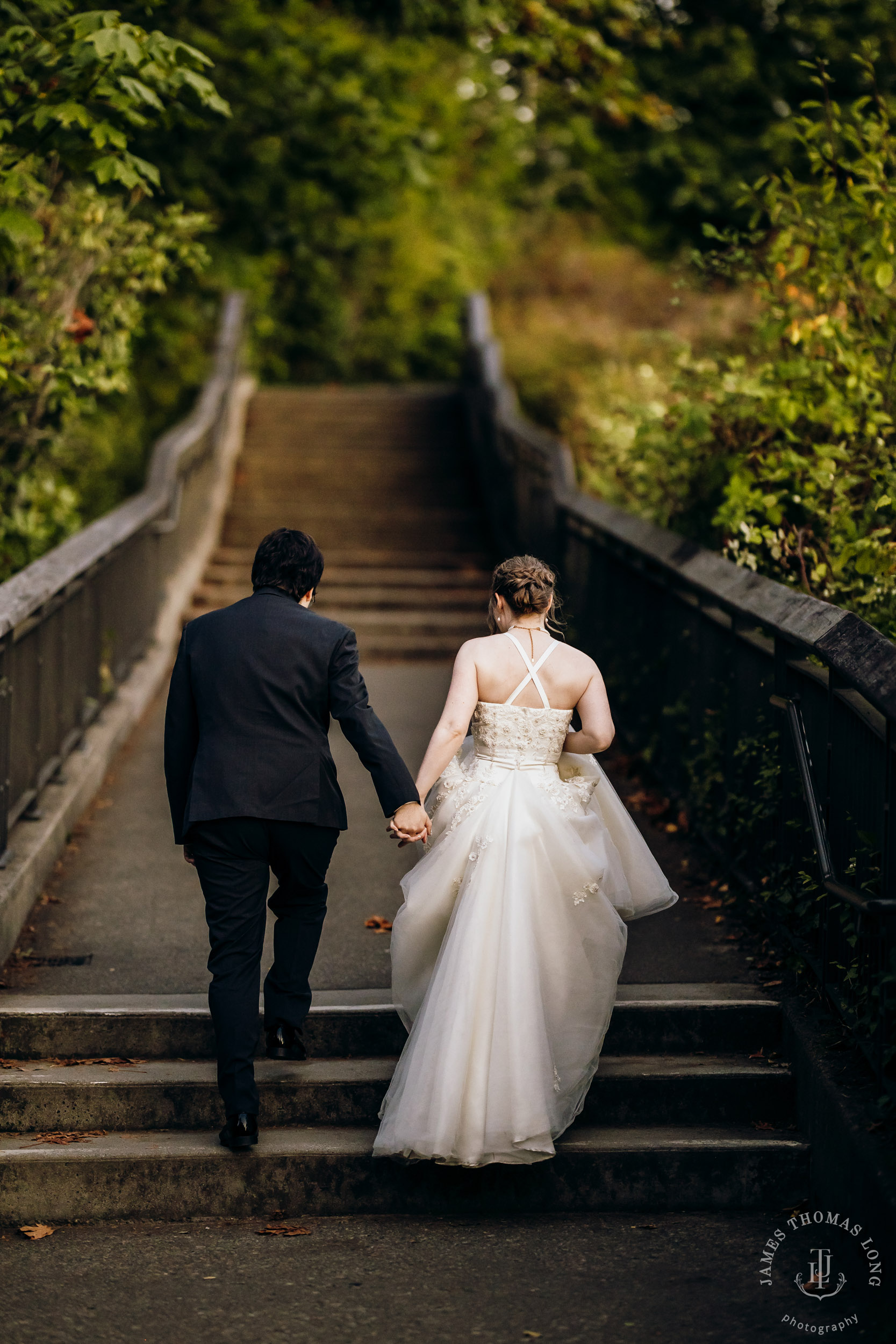 Salish Lodge Snoqualmie wedding by Snoqualmie wedding photographer James Thomas Long Photography