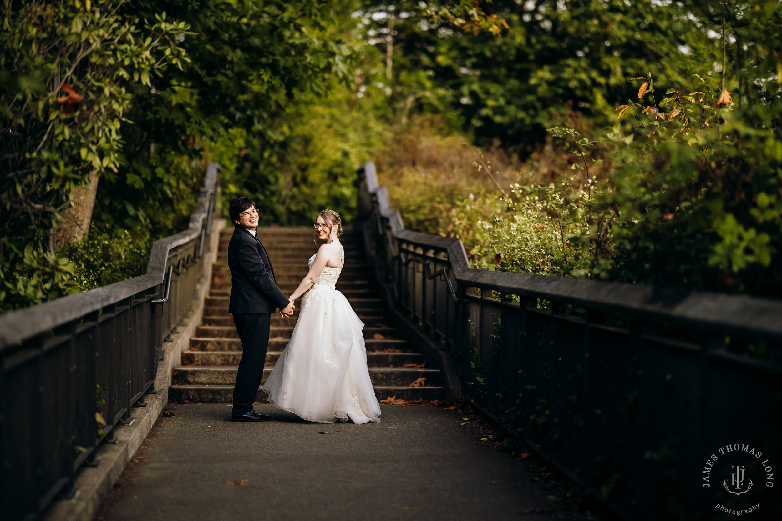 Salish Lodge Snoqualmie wedding by Snoqualmie wedding photographer James Thomas Long Photography